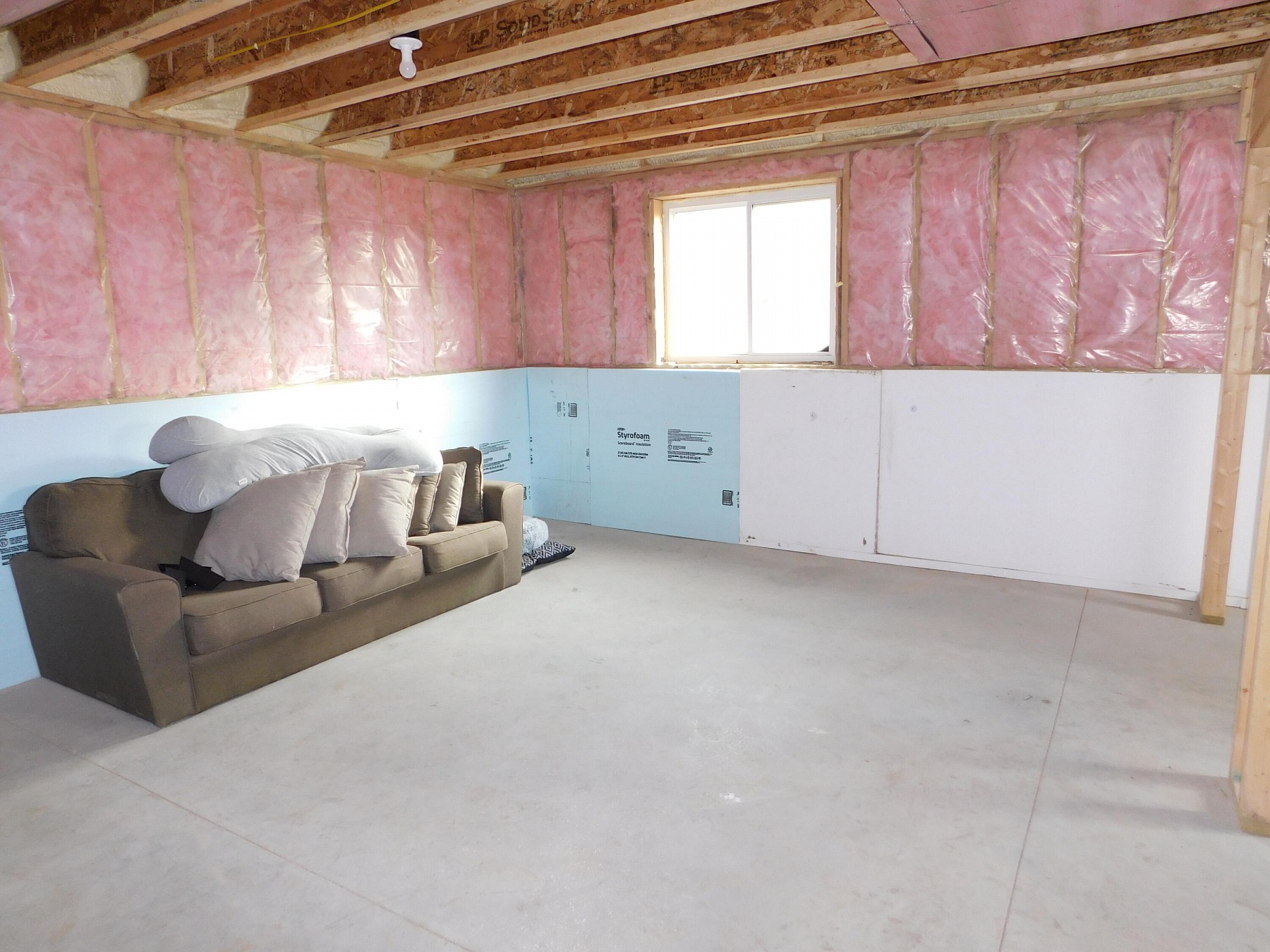 105 Ruth Avenue, Volga, SD 57071