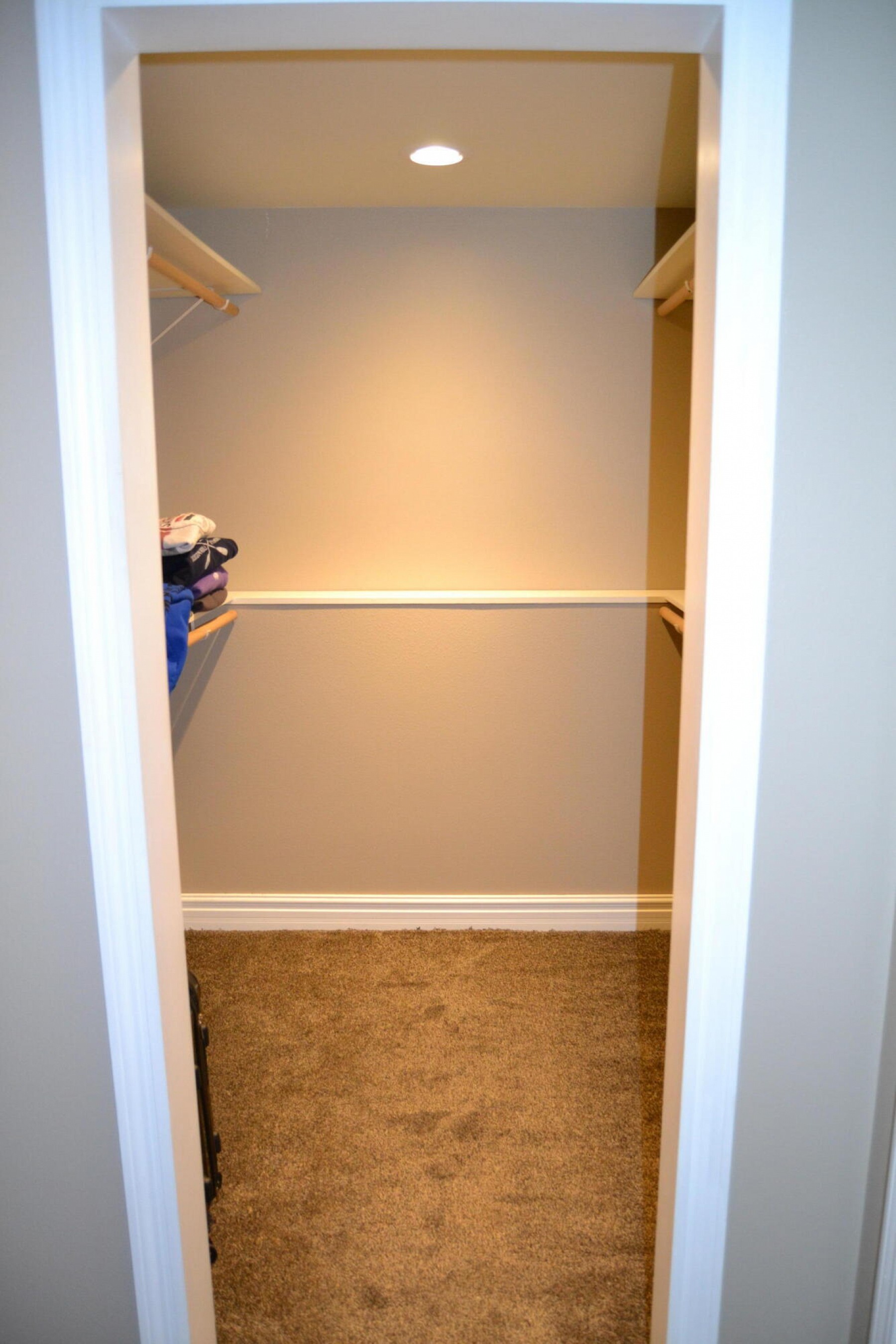 2116 Primrose Circle, Brookings, SD 57006