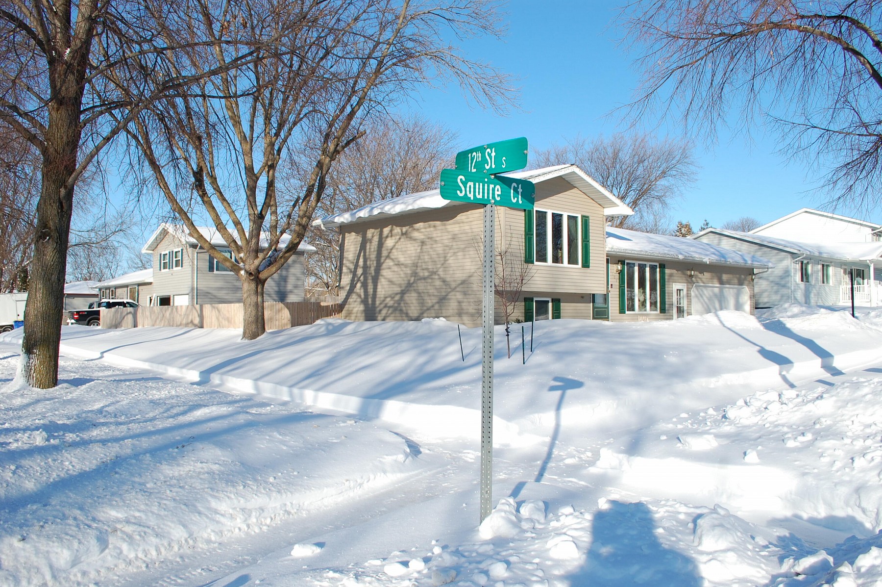 1103 Squire Court, Brookings, SD 57006