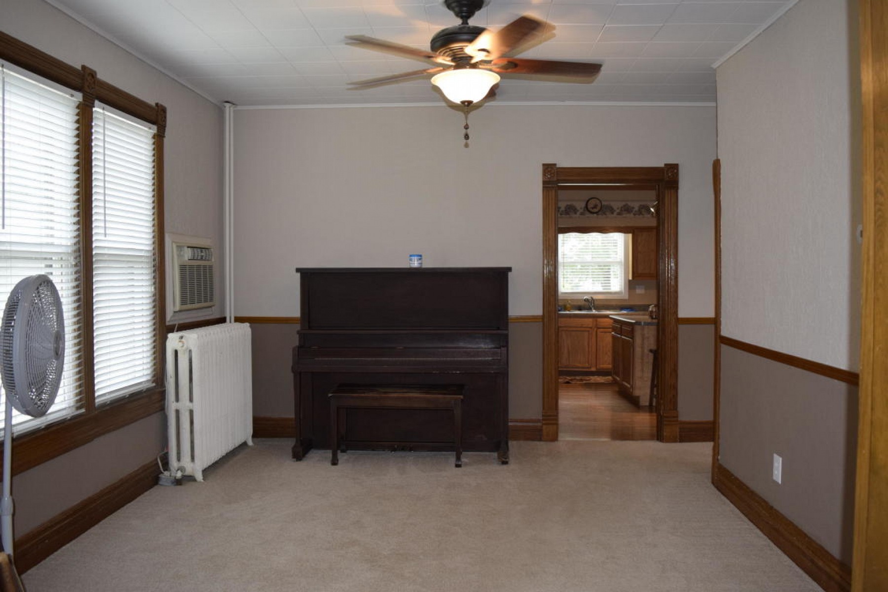 704 SPRUCE Street, Arlington, SD 57212