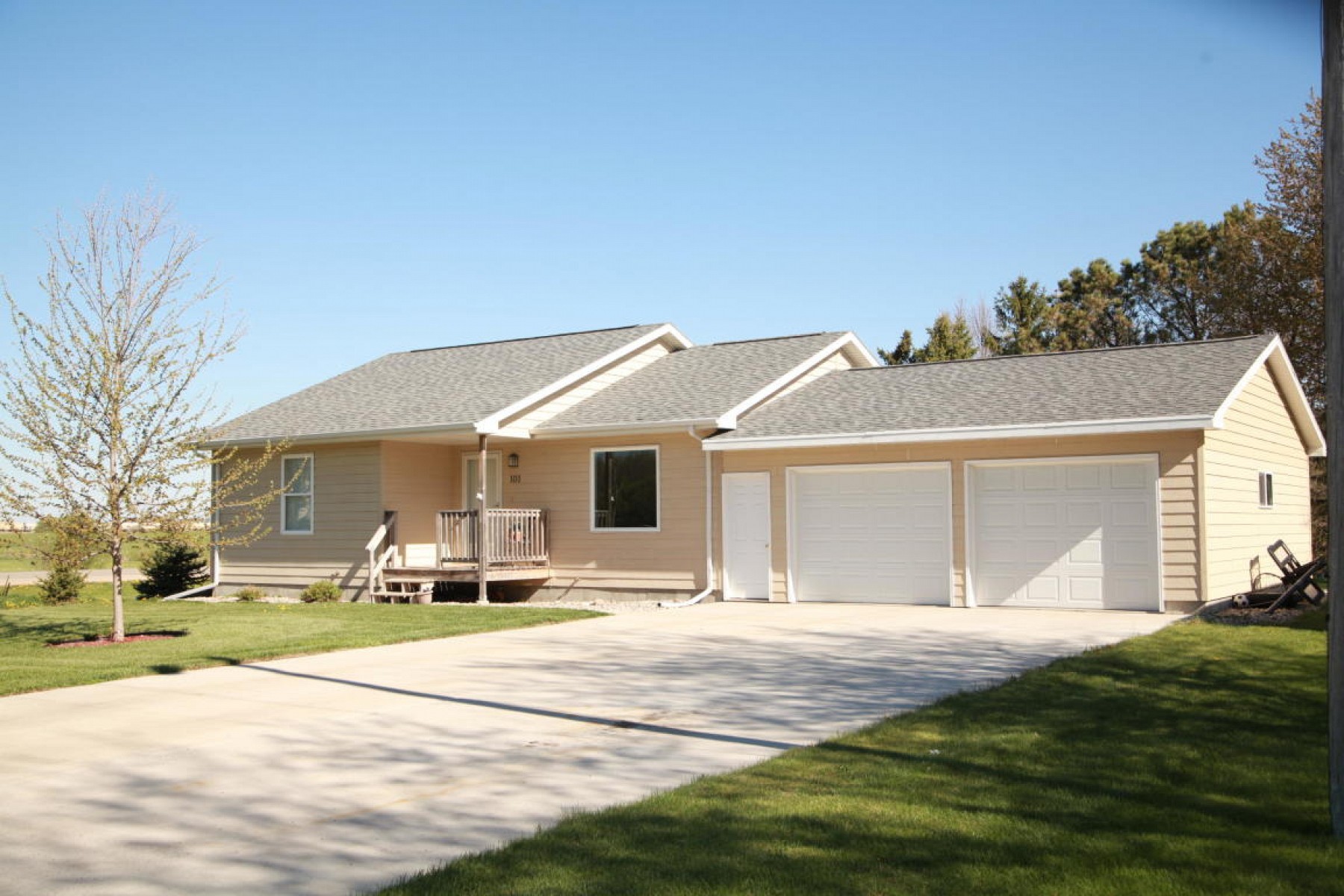 101 Lovejoy Lane, Aurora, SD 57002