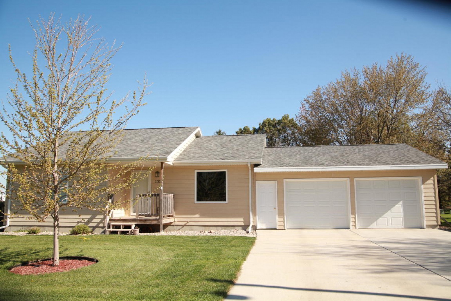 101 Lovejoy Lane, Aurora, SD 57002