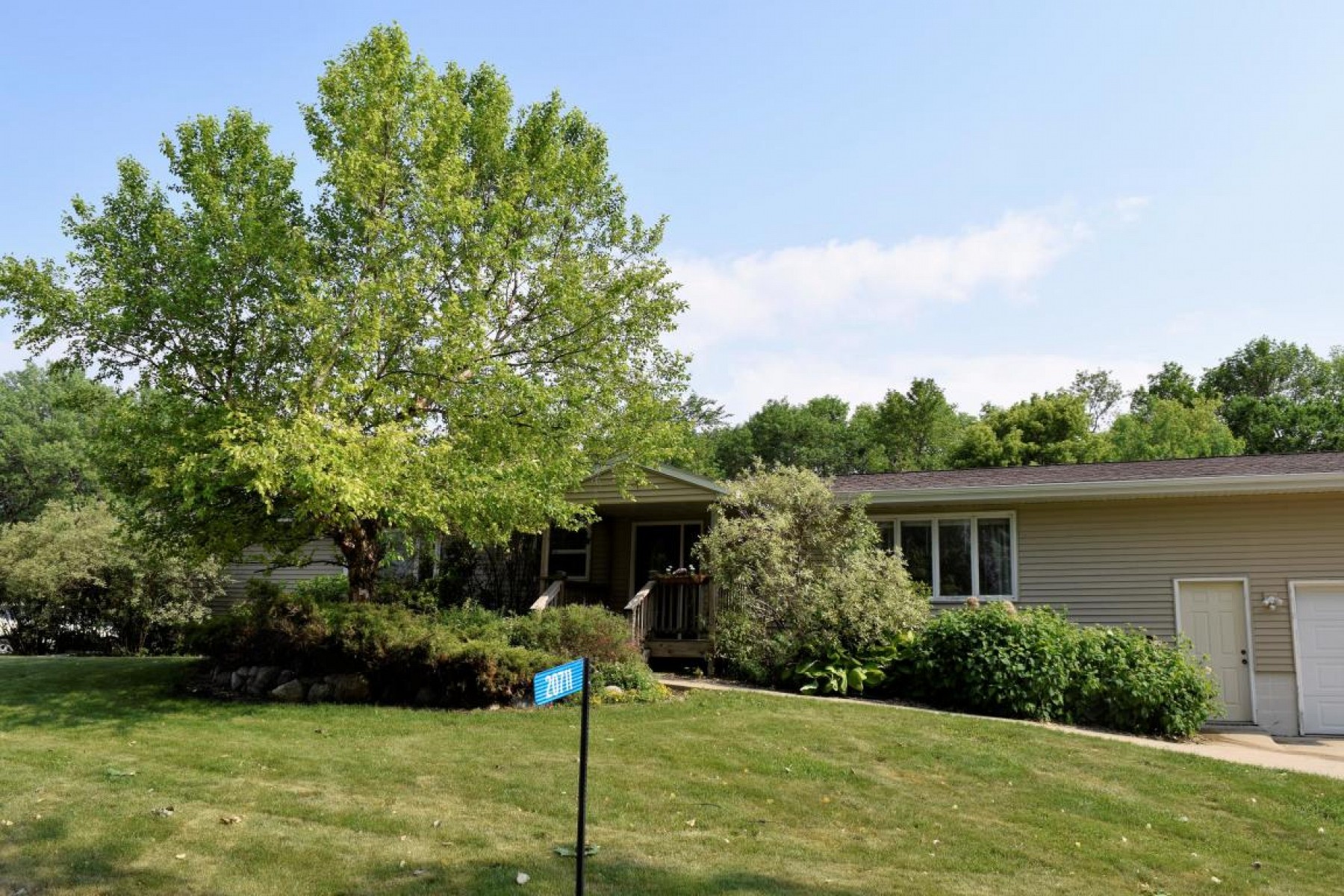 20711 471st Avenue, Brookings, SD 57006