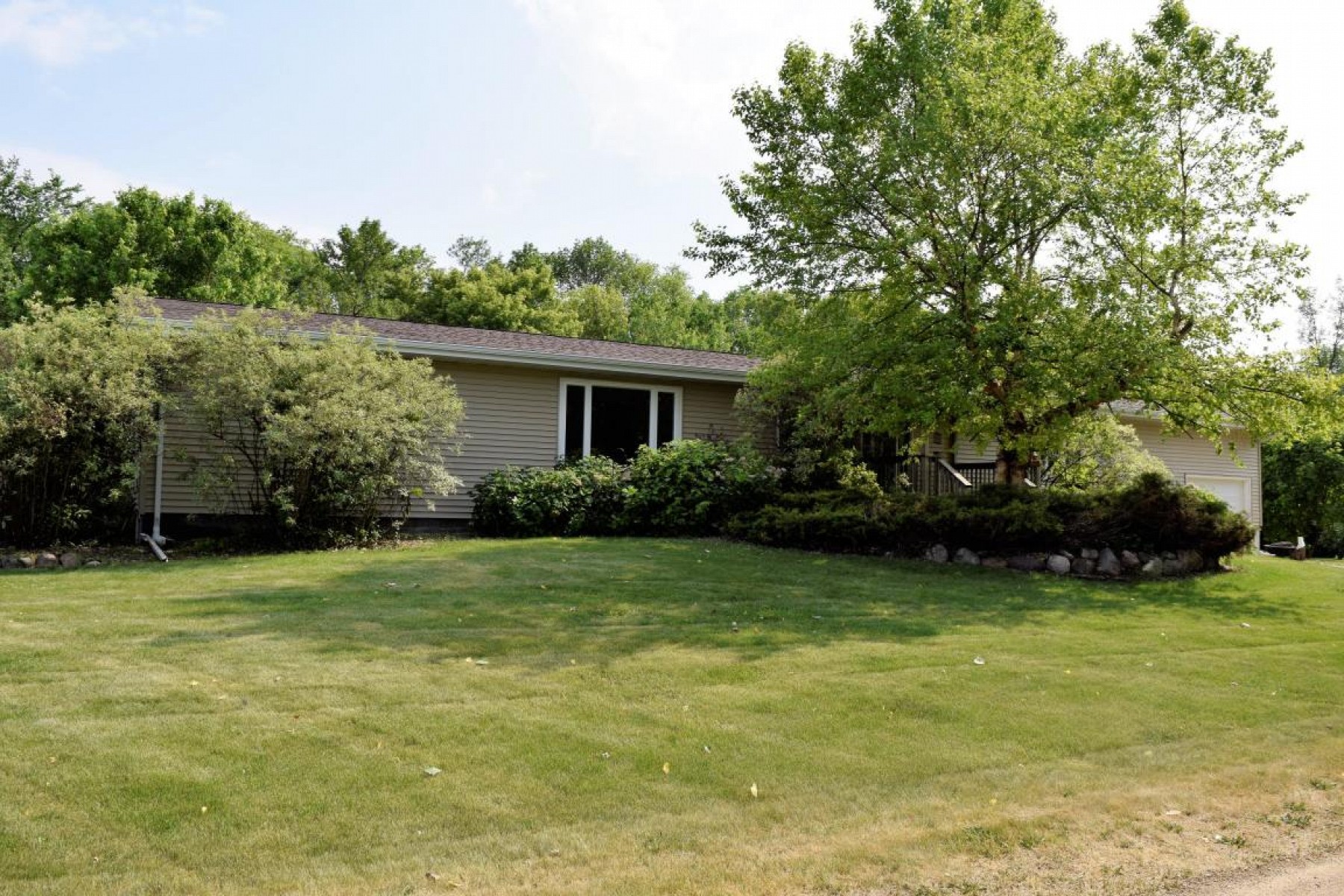 20711 471st Avenue, Brookings, SD 57006