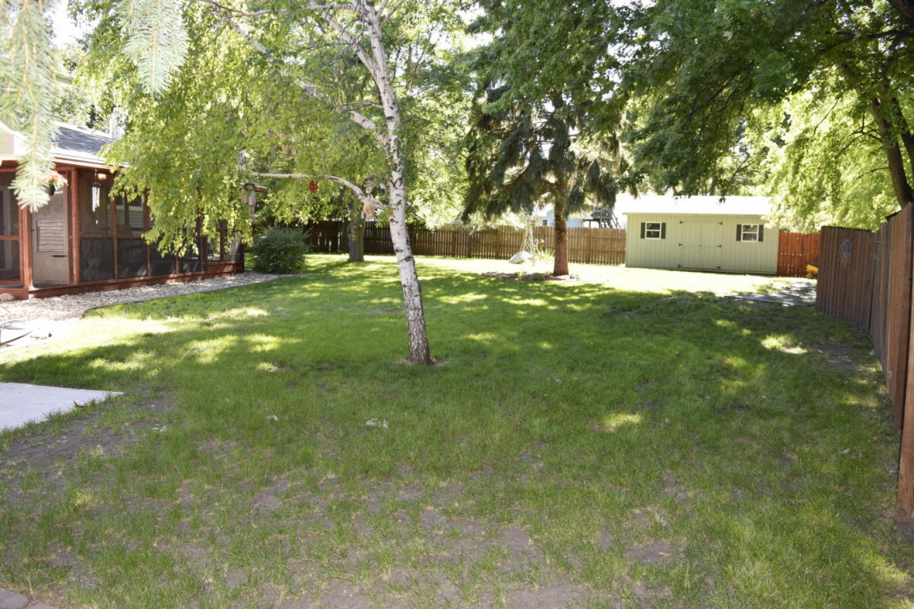 2037 Kansas Drive, Brookings, SD 57006