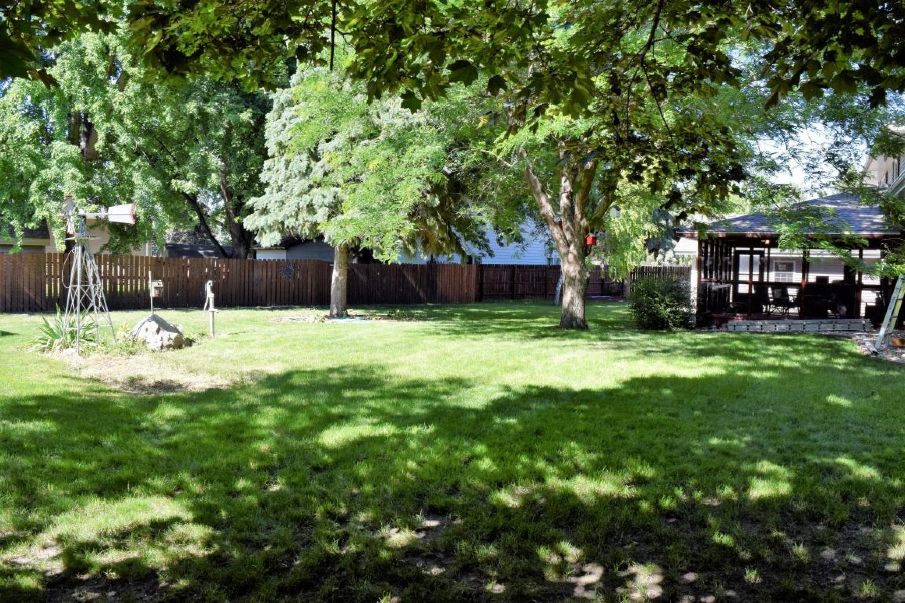 2037 Kansas Drive, Brookings, SD 57006