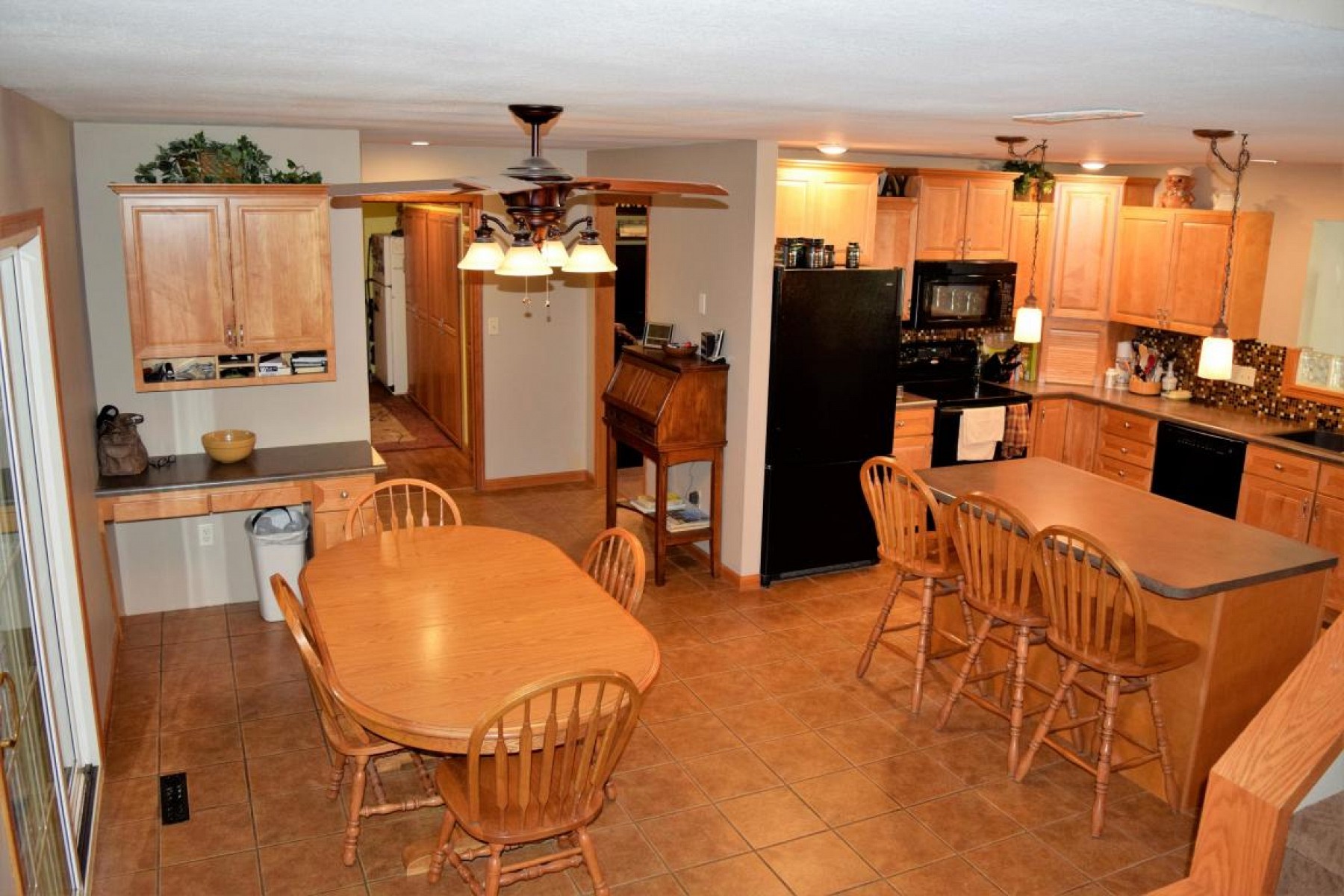 2037 Kansas Drive, Brookings, SD 57006