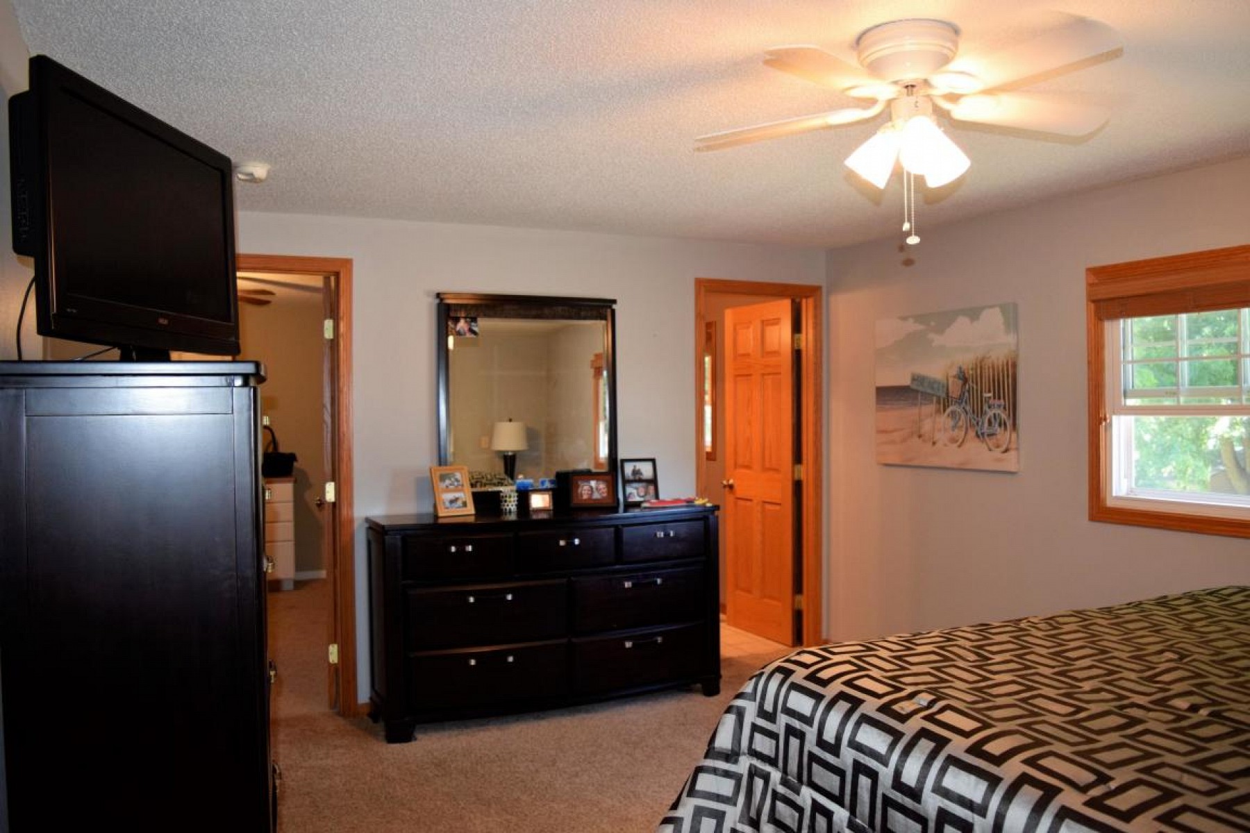 2037 Kansas Drive, Brookings, SD 57006