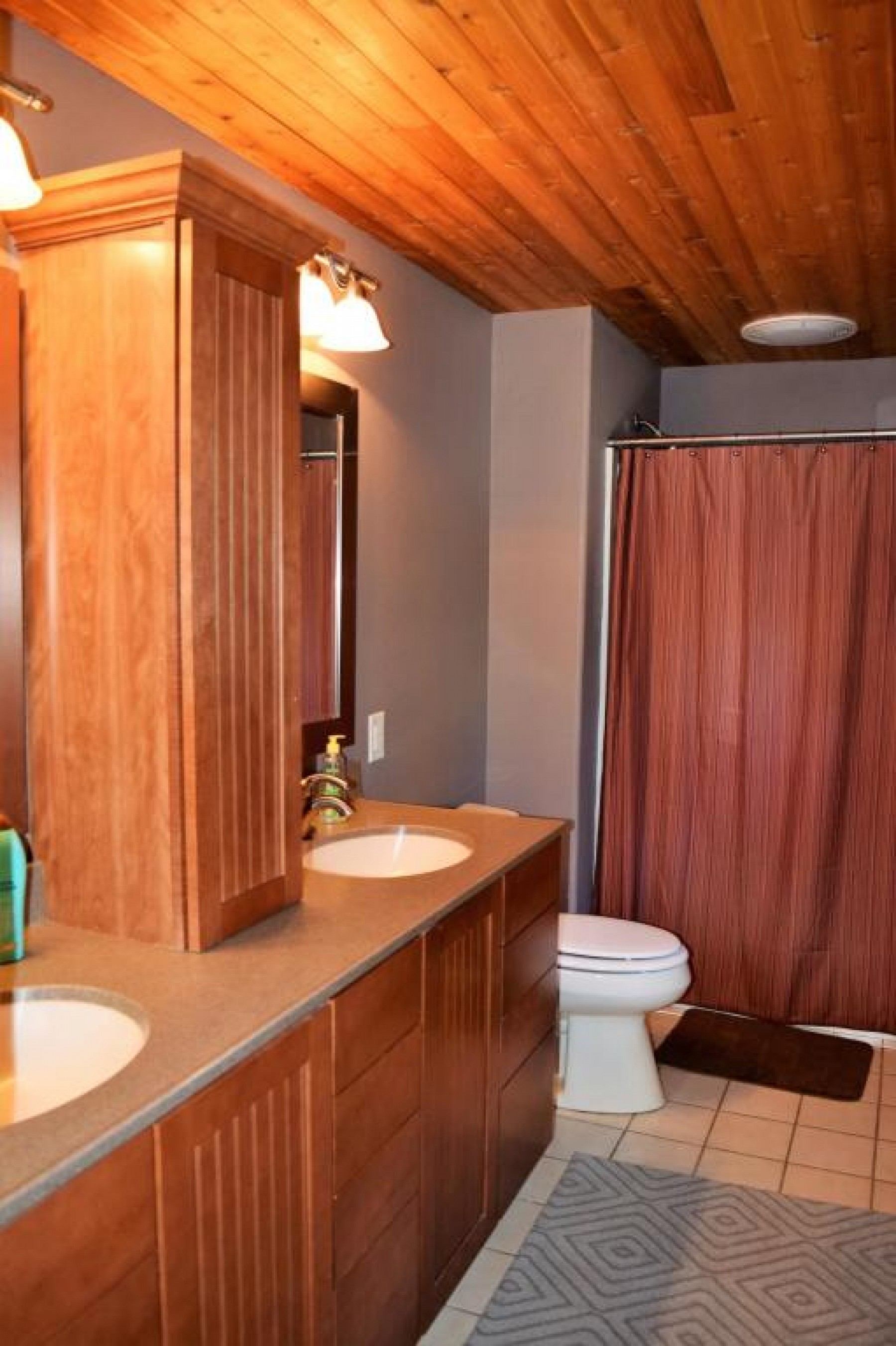 2037 Kansas Drive, Brookings, SD 57006