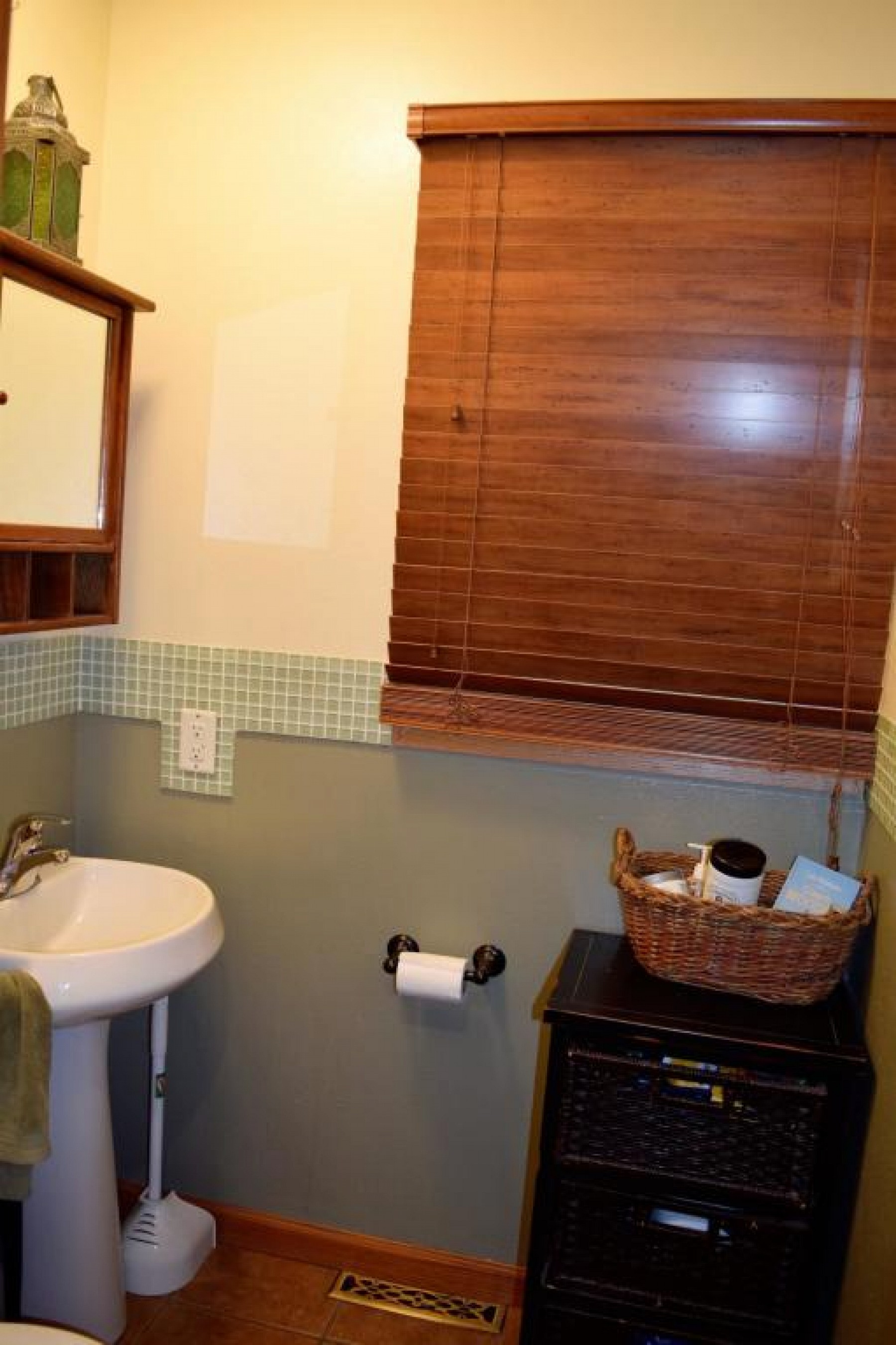 2037 Kansas Drive, Brookings, SD 57006