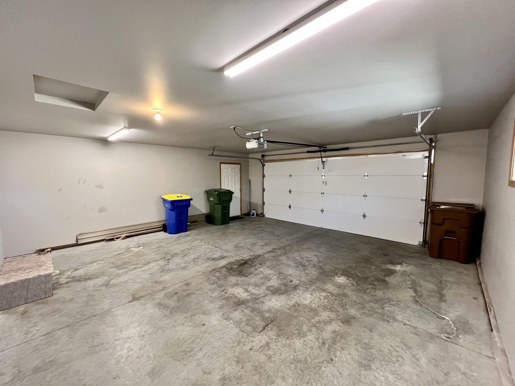 1823 9th Avenue S, Brookings, SD 57006