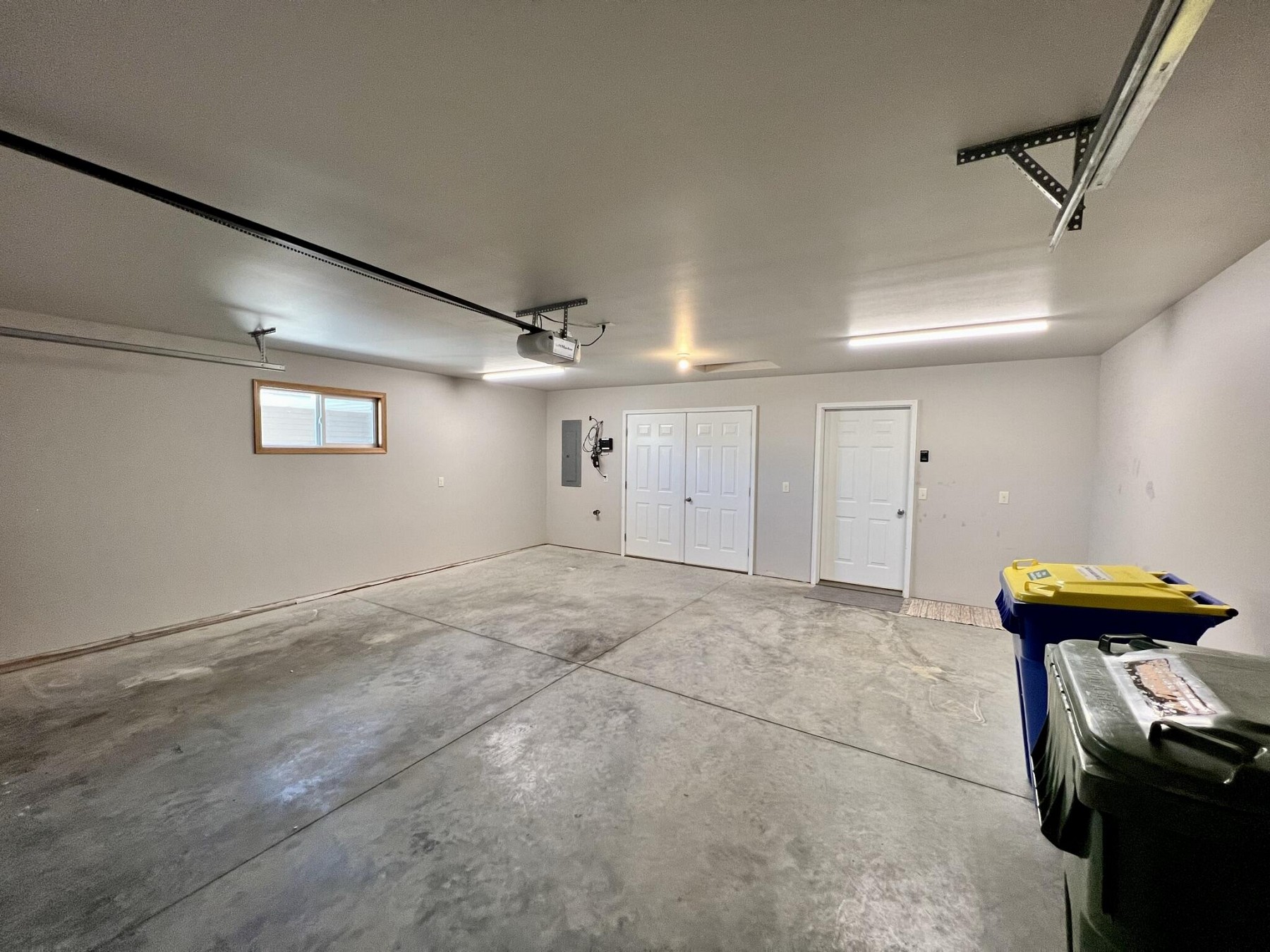 1823 9th Avenue S, Brookings, SD 57006