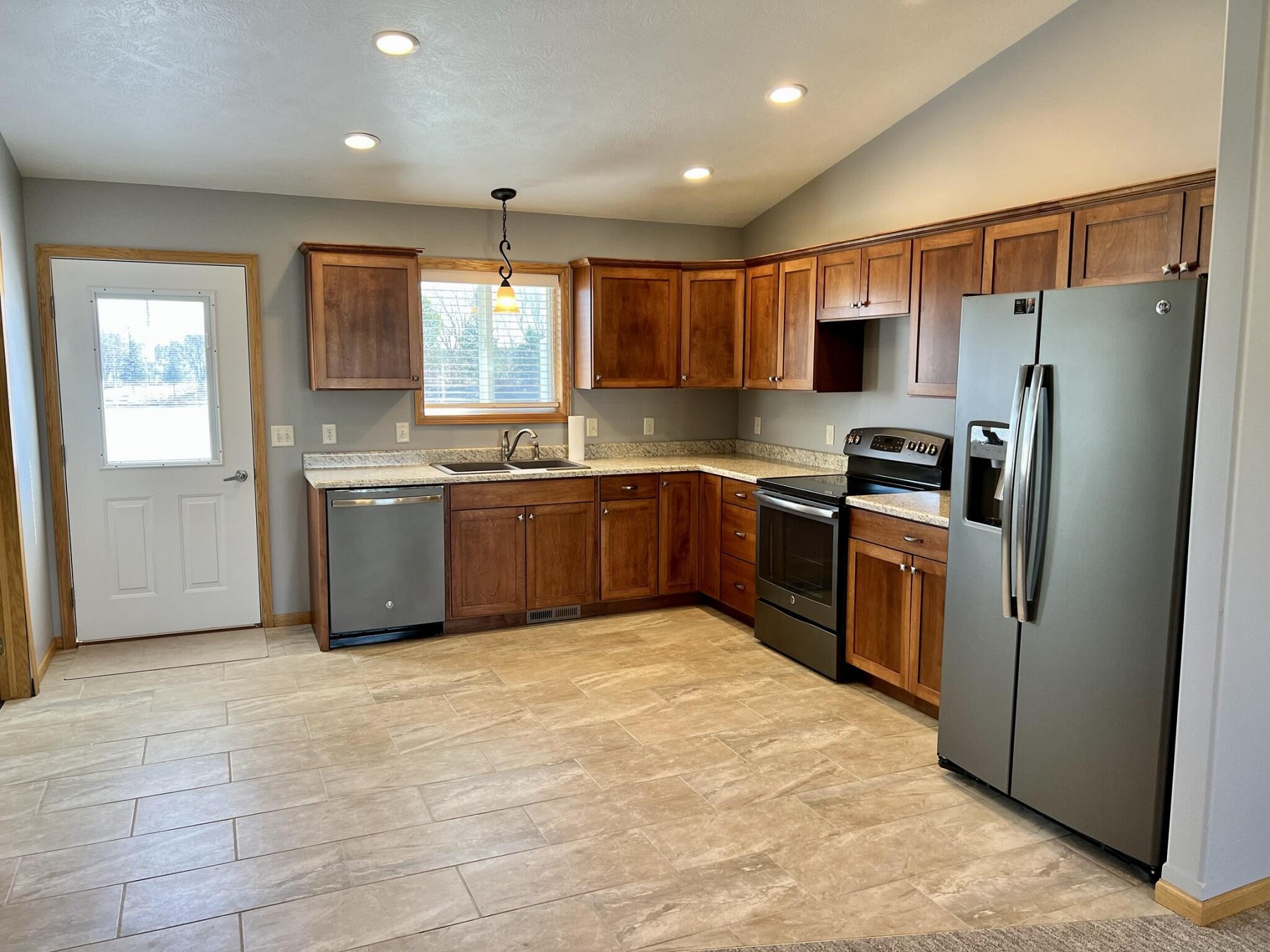 1823 9th Avenue S, Brookings, SD 57006