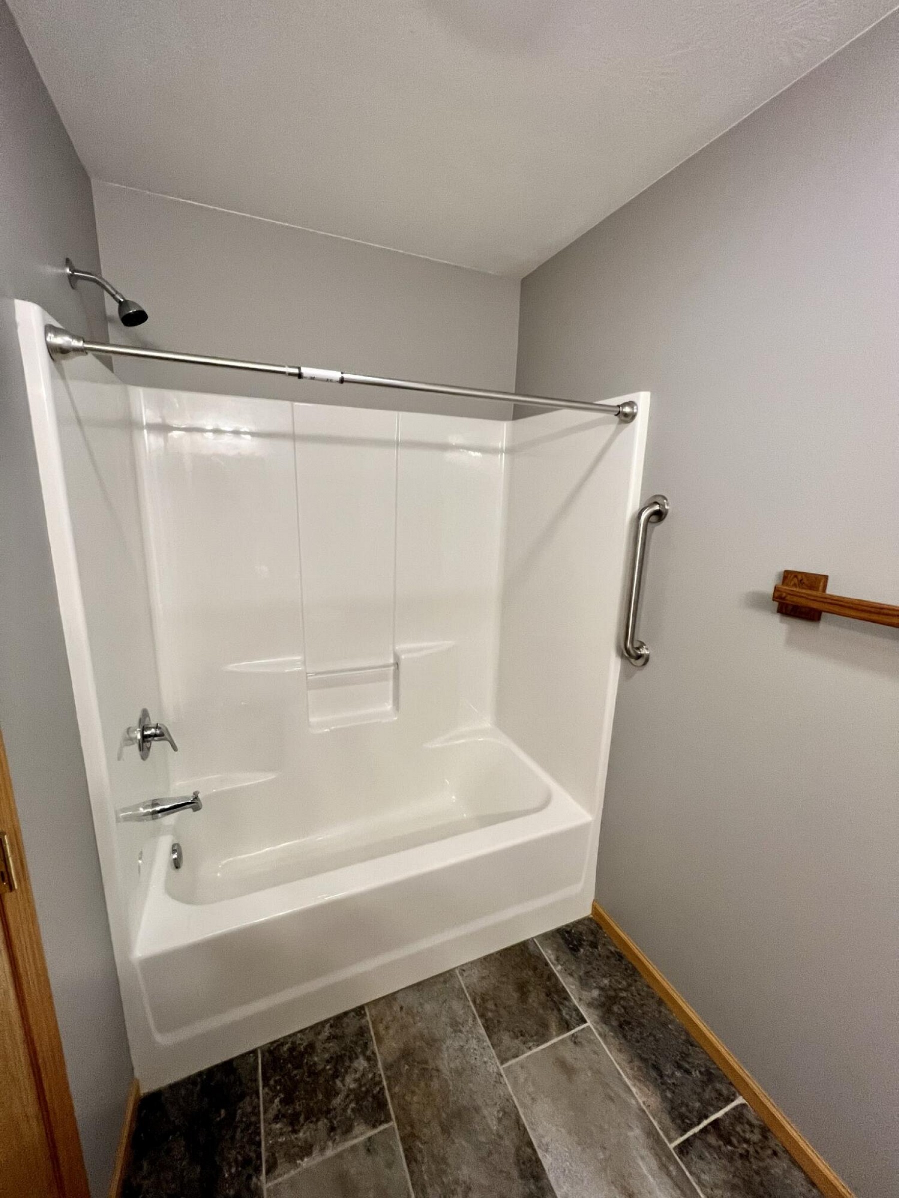 1823 9th Avenue S, Brookings, SD 57006