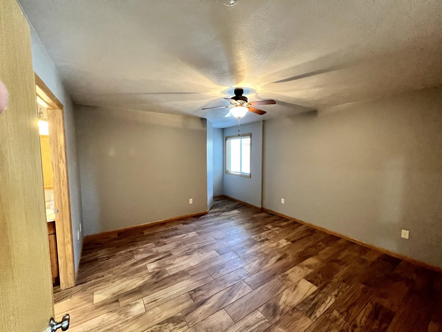 1823 9th Avenue S, Brookings, SD 57006