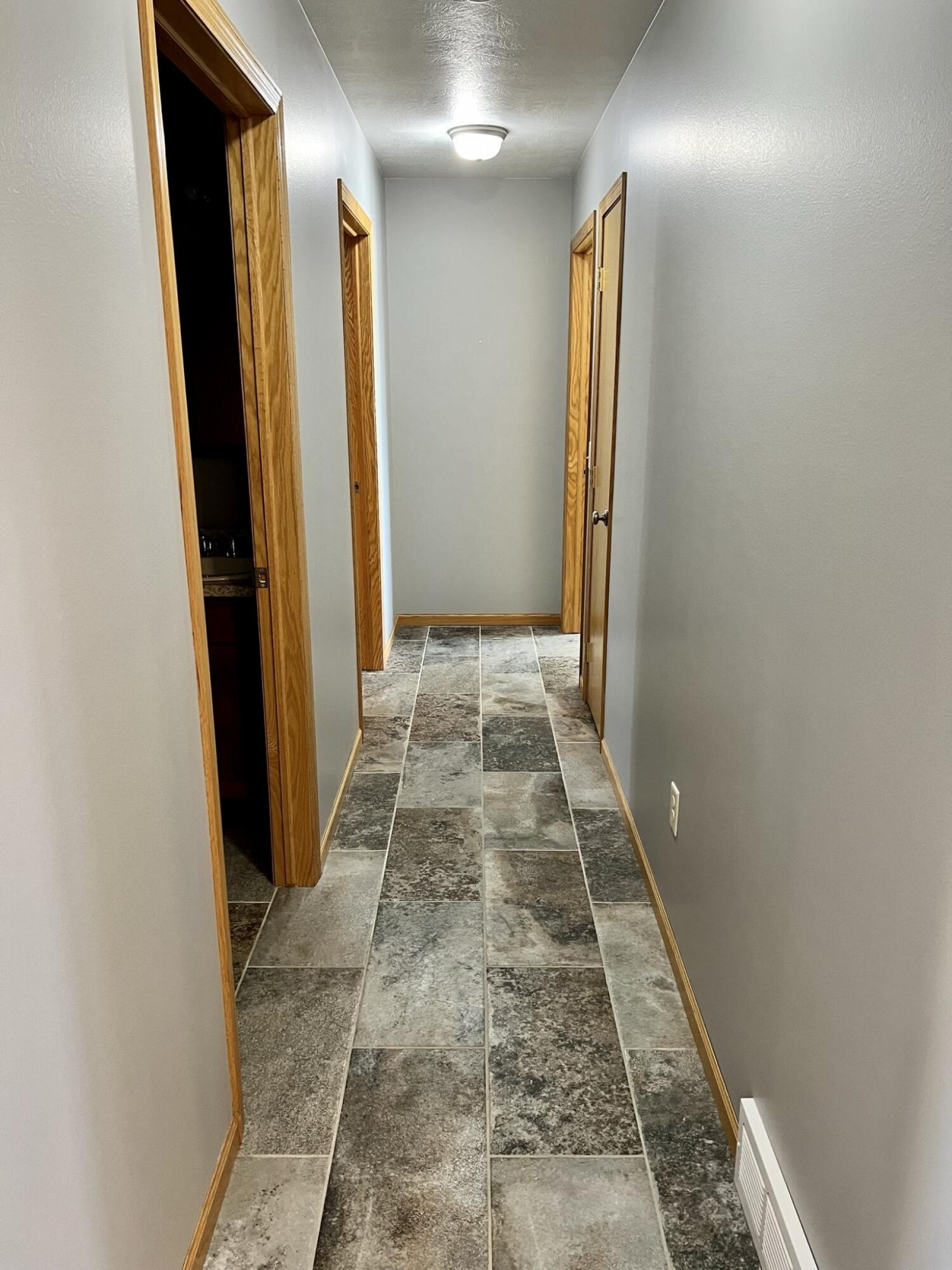 1823 9th Avenue S, Brookings, SD 57006