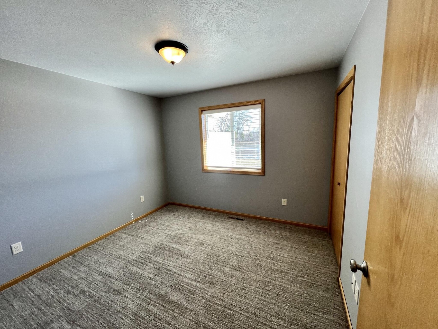 1823 9th Avenue S, Brookings, SD 57006