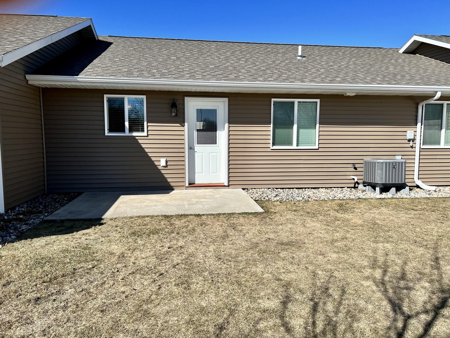 1823 9th Avenue S, Brookings, SD 57006