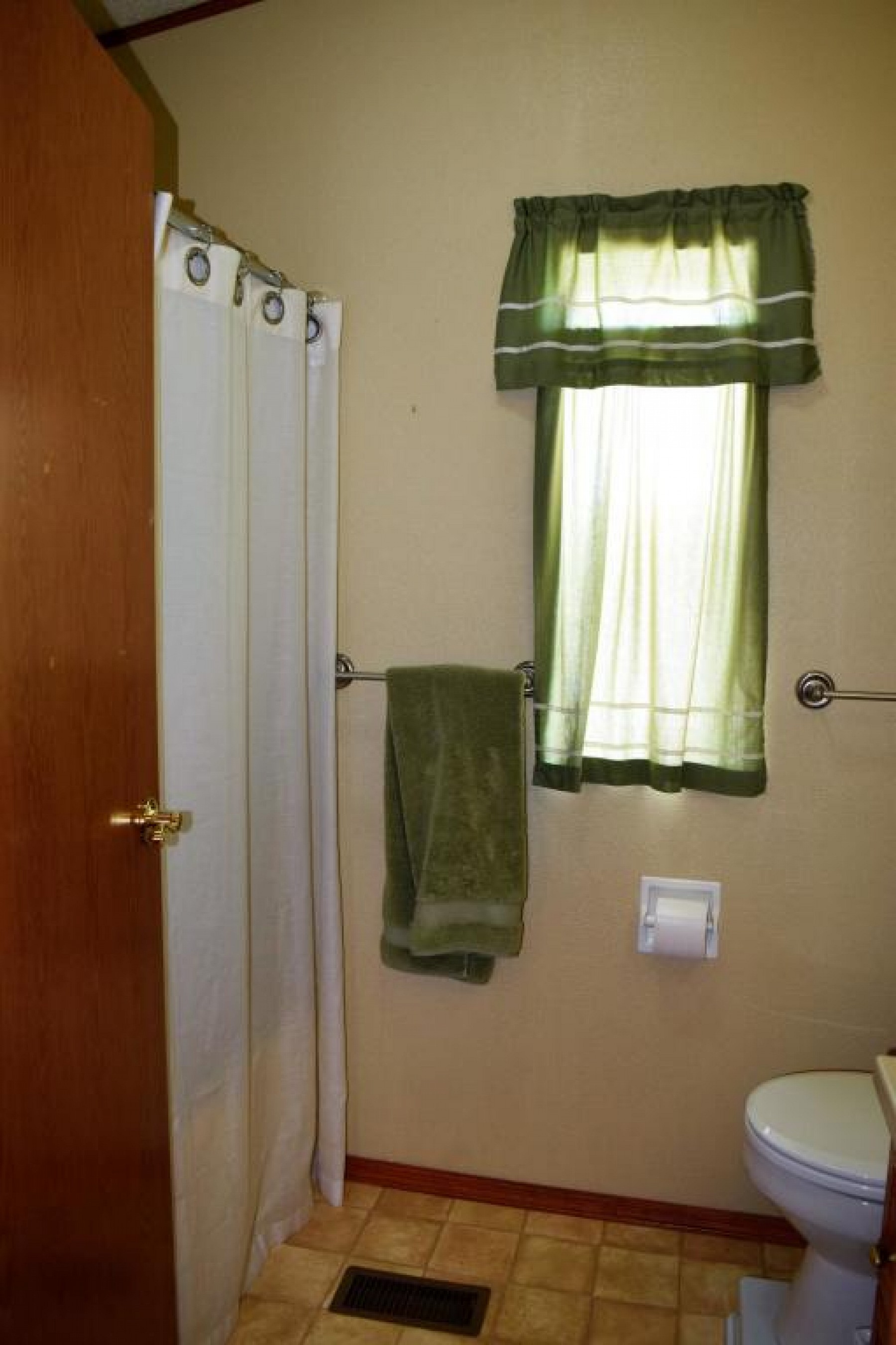 901 15th Street S, Brookings, SD 57006