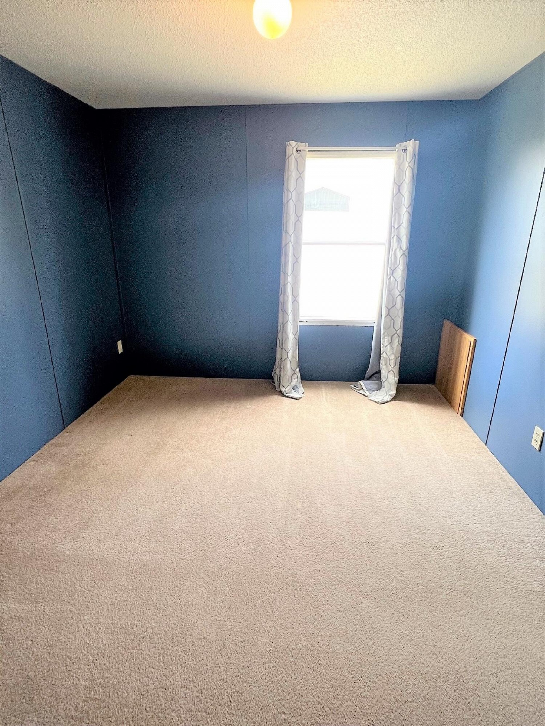 520 Wye Mesa Avenue, Brookings, SD 57006