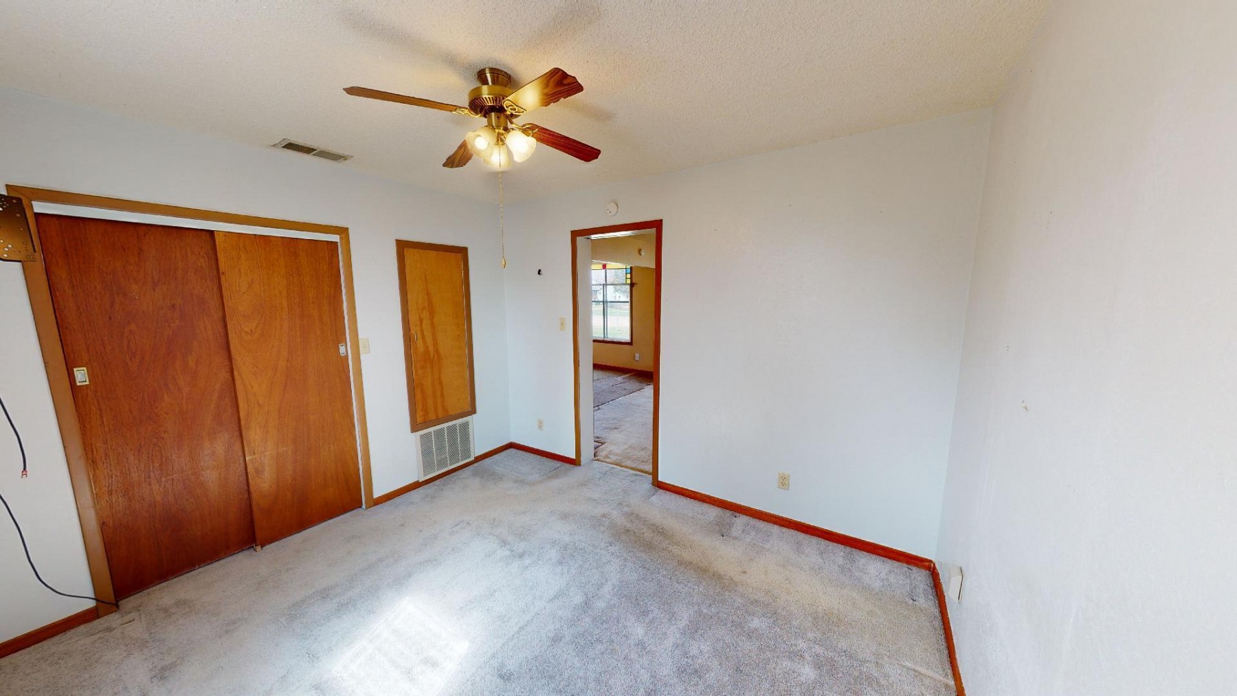 201 Main Street, Outside Area, SD 57077