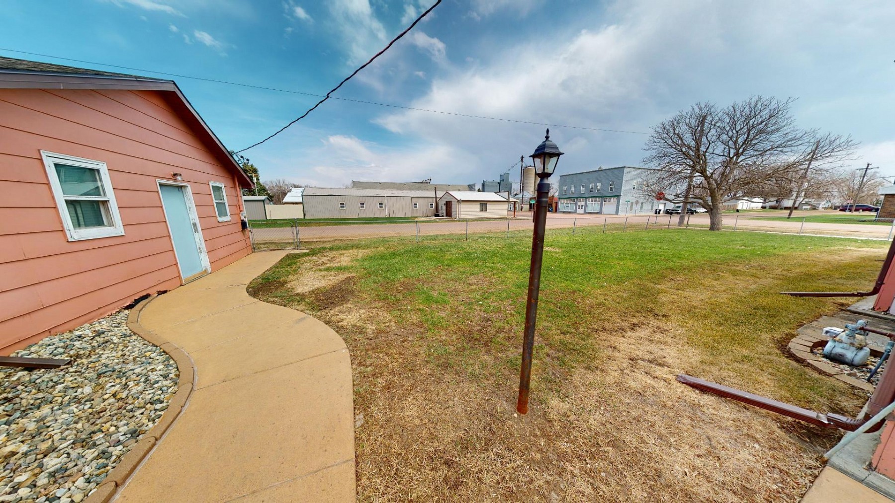 201 Main Street, Outside Area, SD 57077