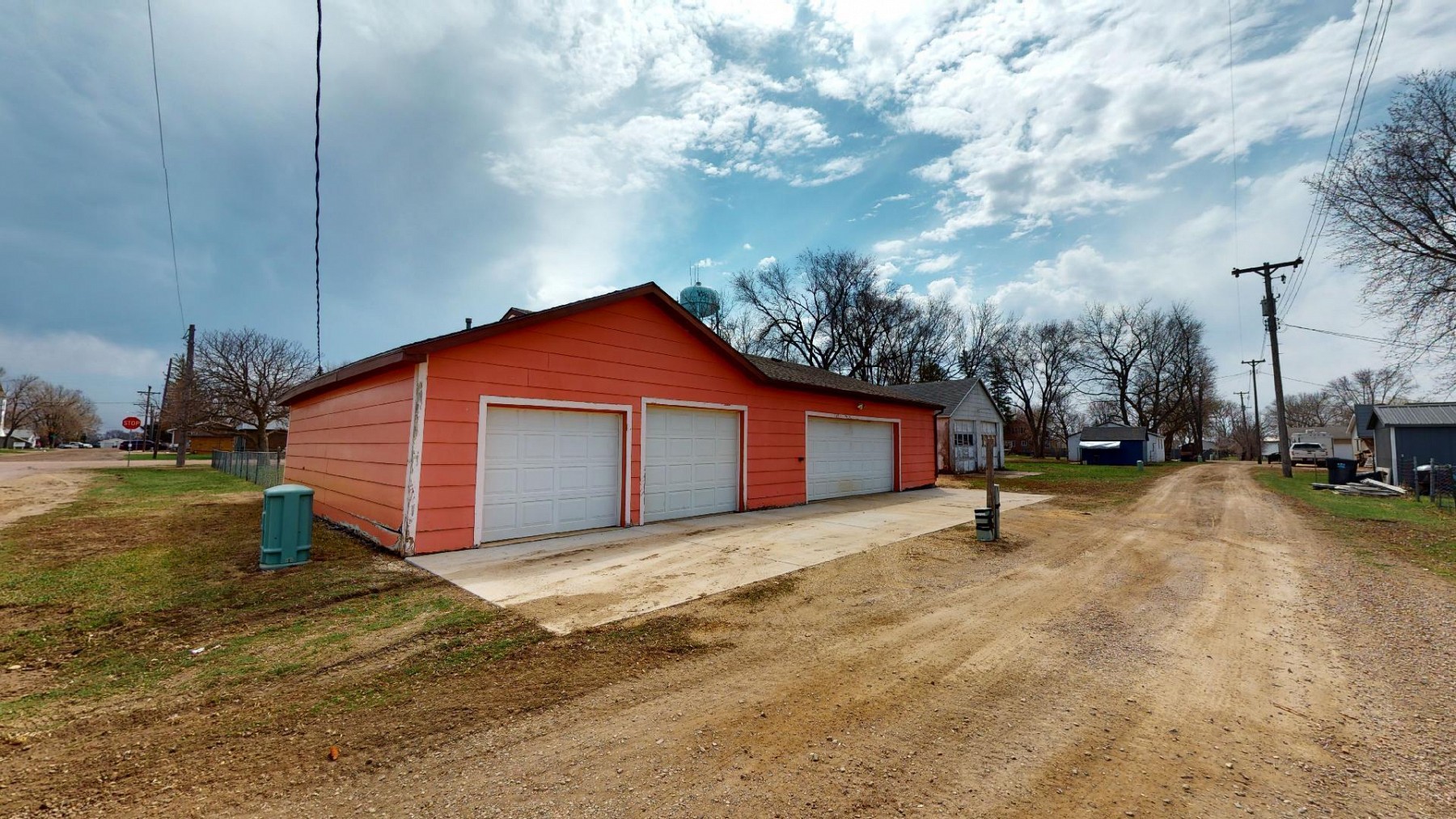 201 Main Street, Outside Area, SD 57077