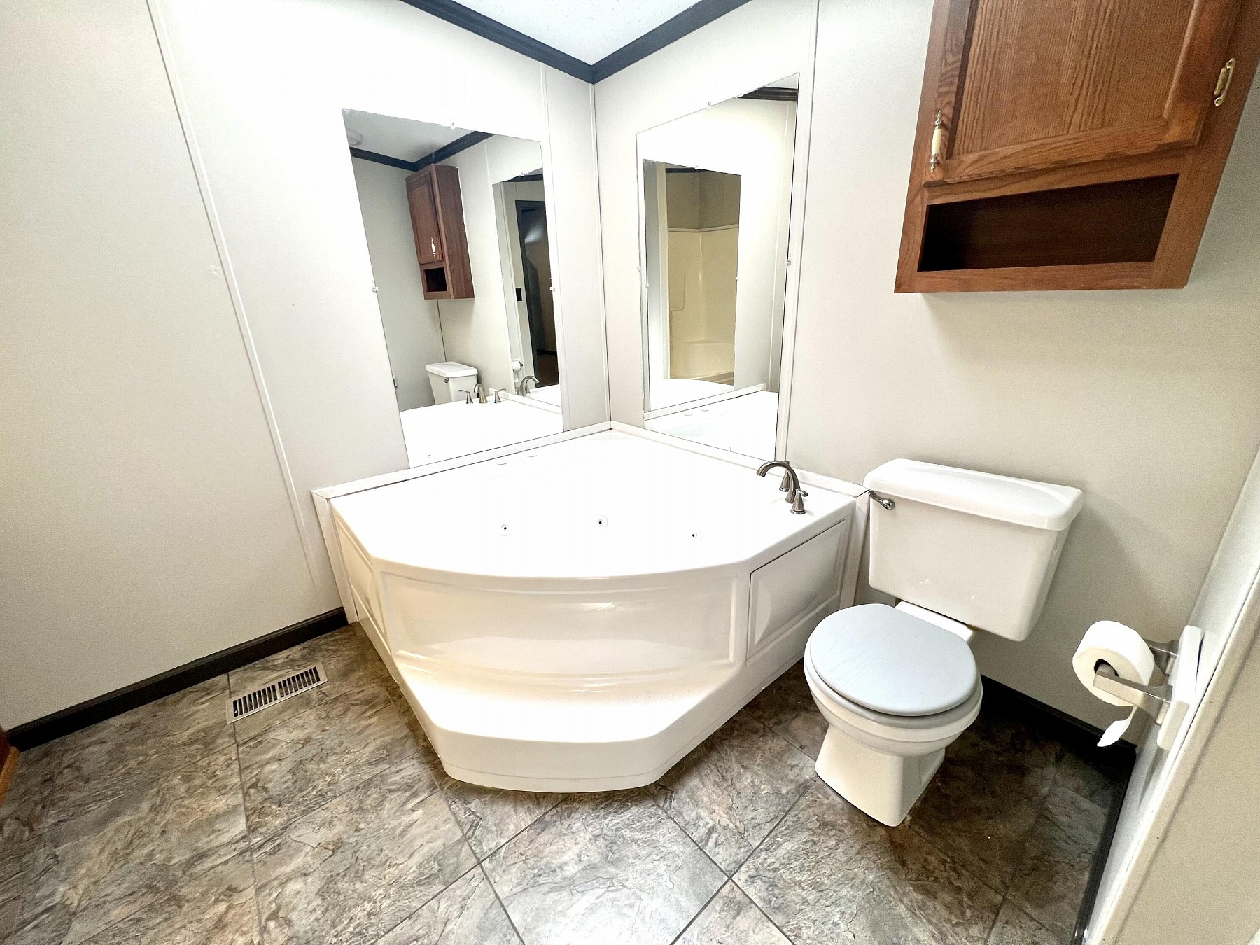 901 15th Street S, Brookings, SD 57006