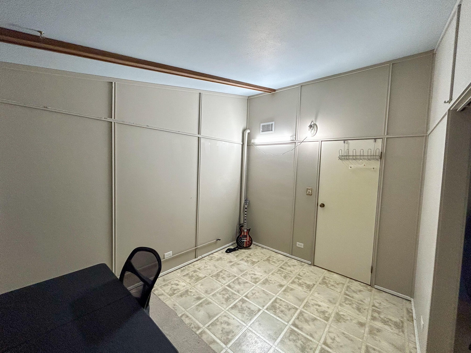 1027 Orchard Drive, Brookings, SD 57006