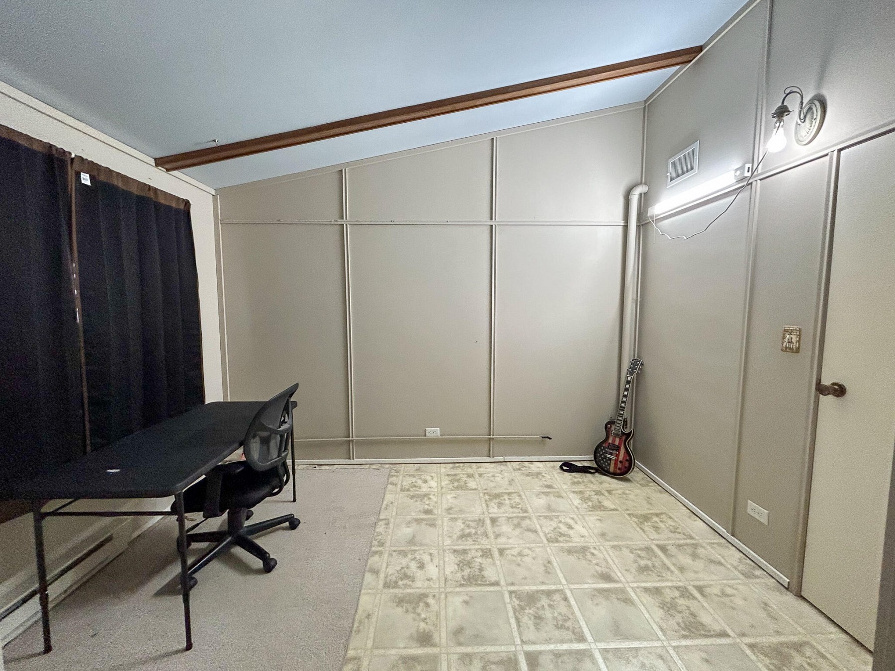 1027 Orchard Drive, Brookings, SD 57006