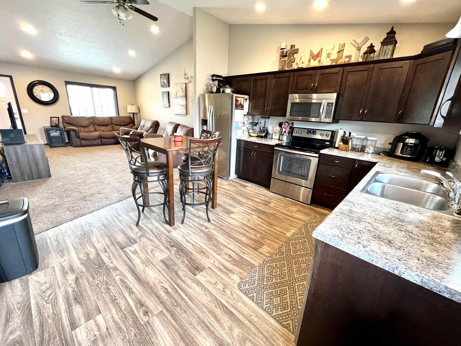 1825 9th Avenue S, Brookings, SD 57006