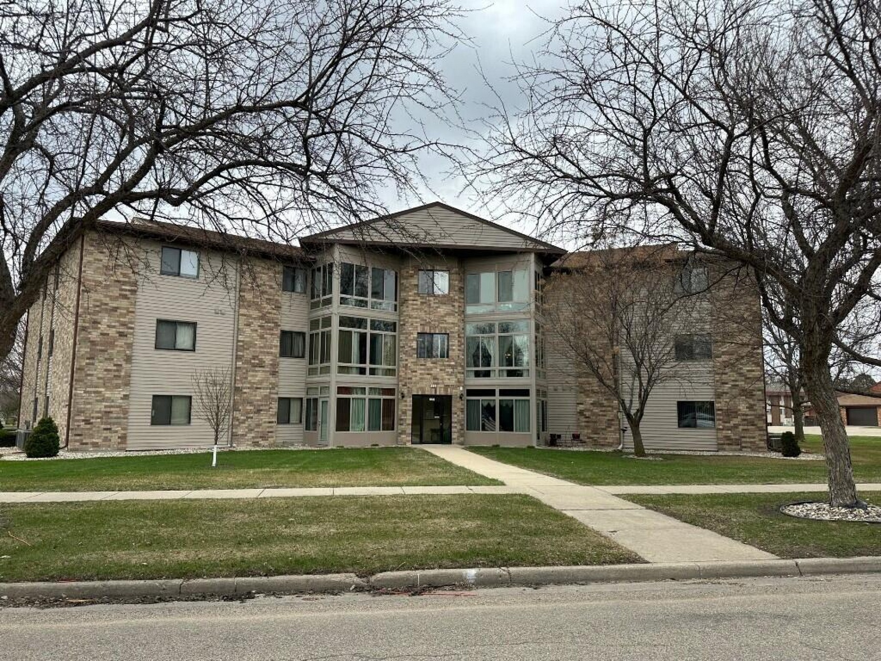 908 Christine Avenue, Brookings, SD 57006