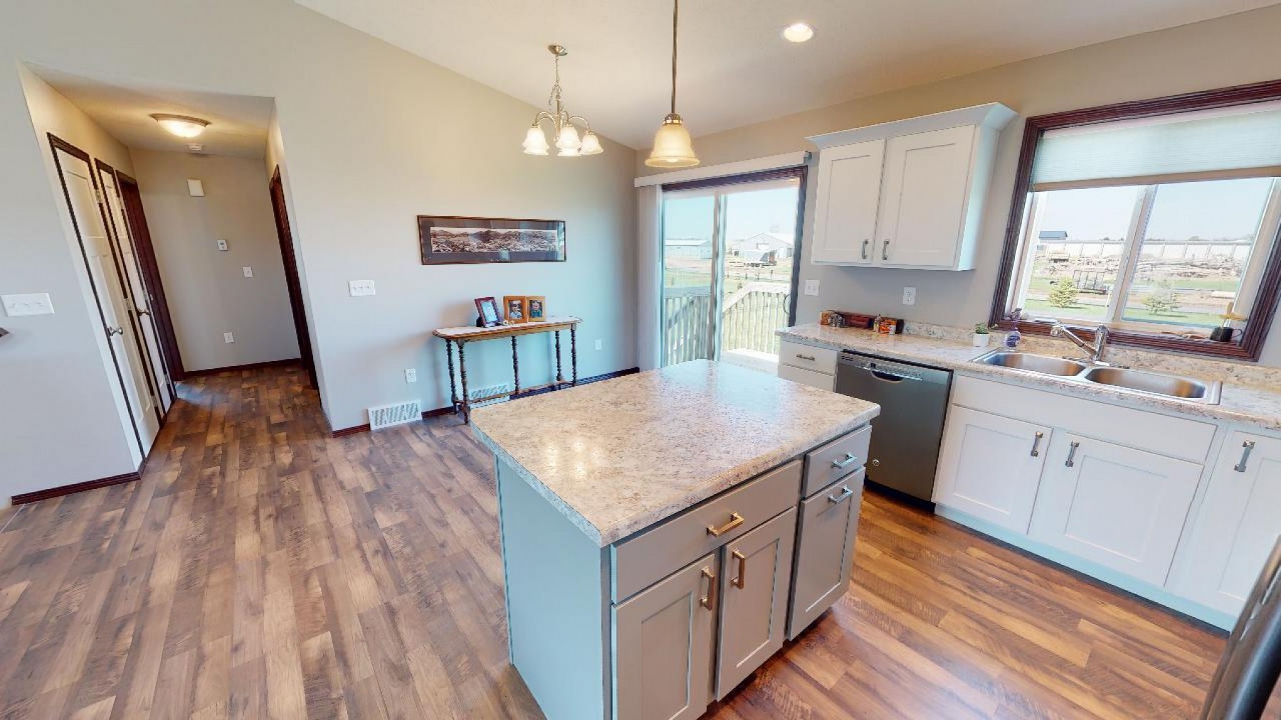 109 Lindsay Drive, Aurora, SD 57002