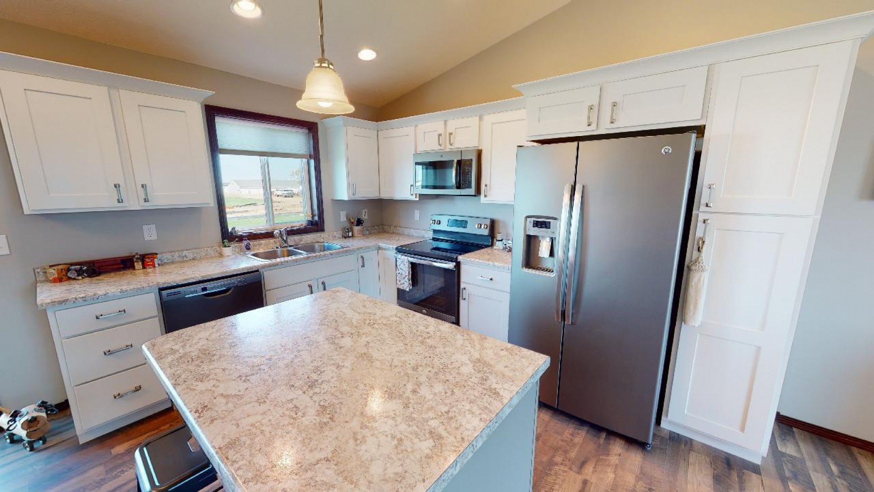 109 Lindsay Drive, Aurora, SD 57002