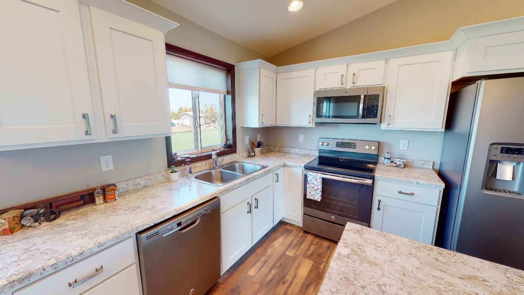 109 Lindsay Drive, Aurora, SD 57002