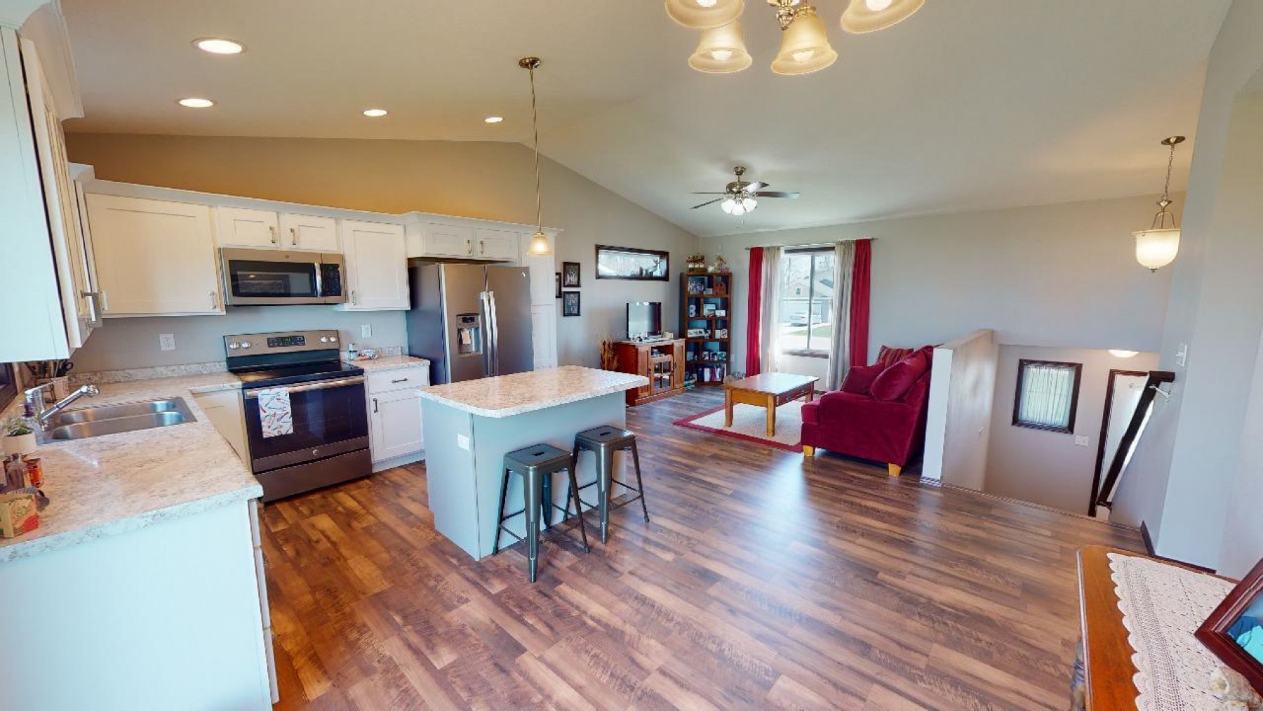 109 Lindsay Drive, Aurora, SD 57002