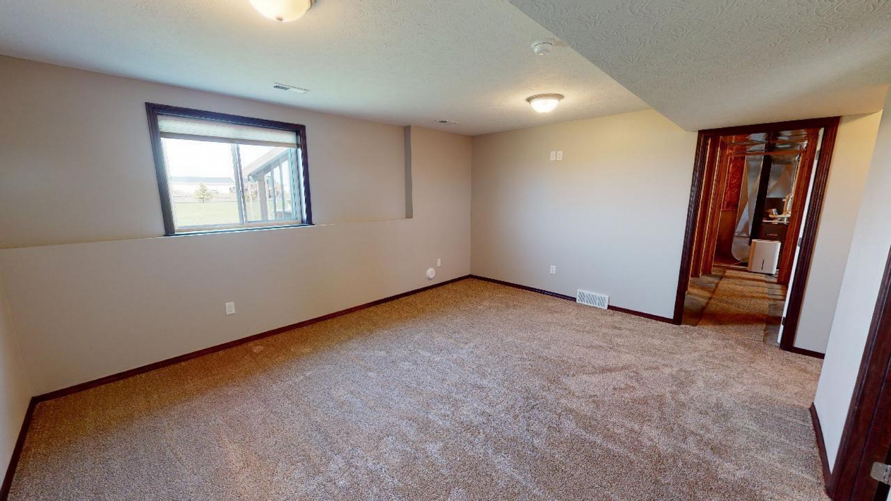 109 Lindsay Drive, Aurora, SD 57002