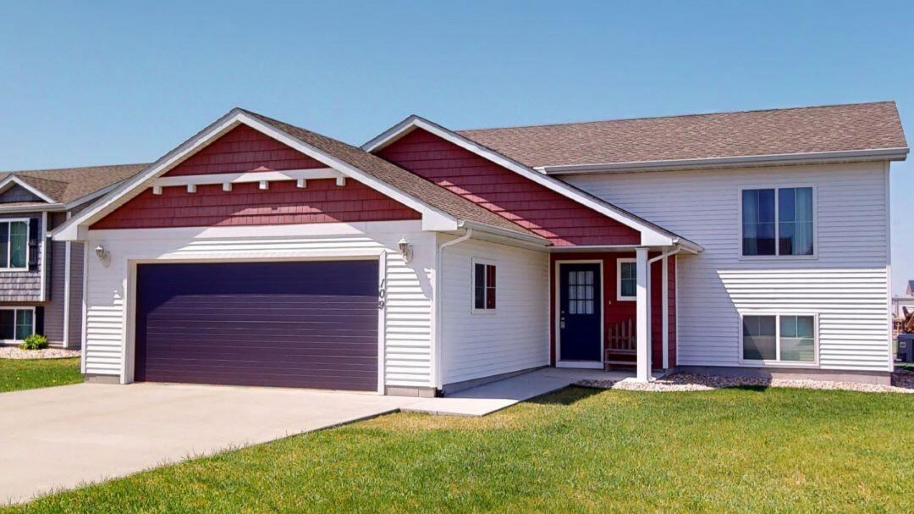 109 Lindsay Drive, Aurora, SD 57002