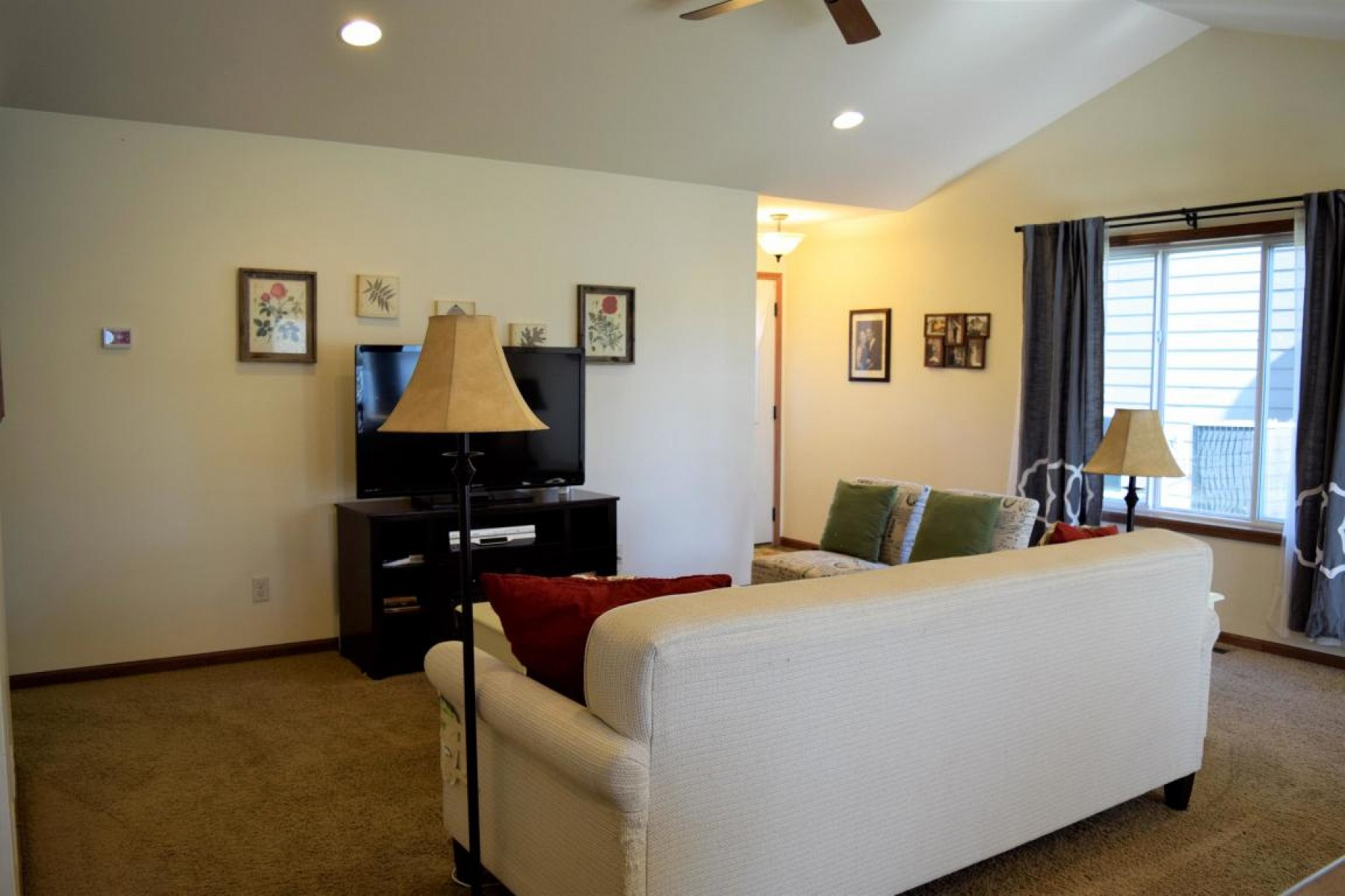 2027 Cumberland Court, Brookings, SD 57006