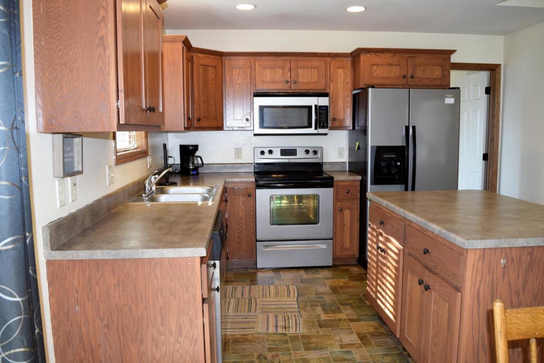 2027 Cumberland Court, Brookings, SD 57006