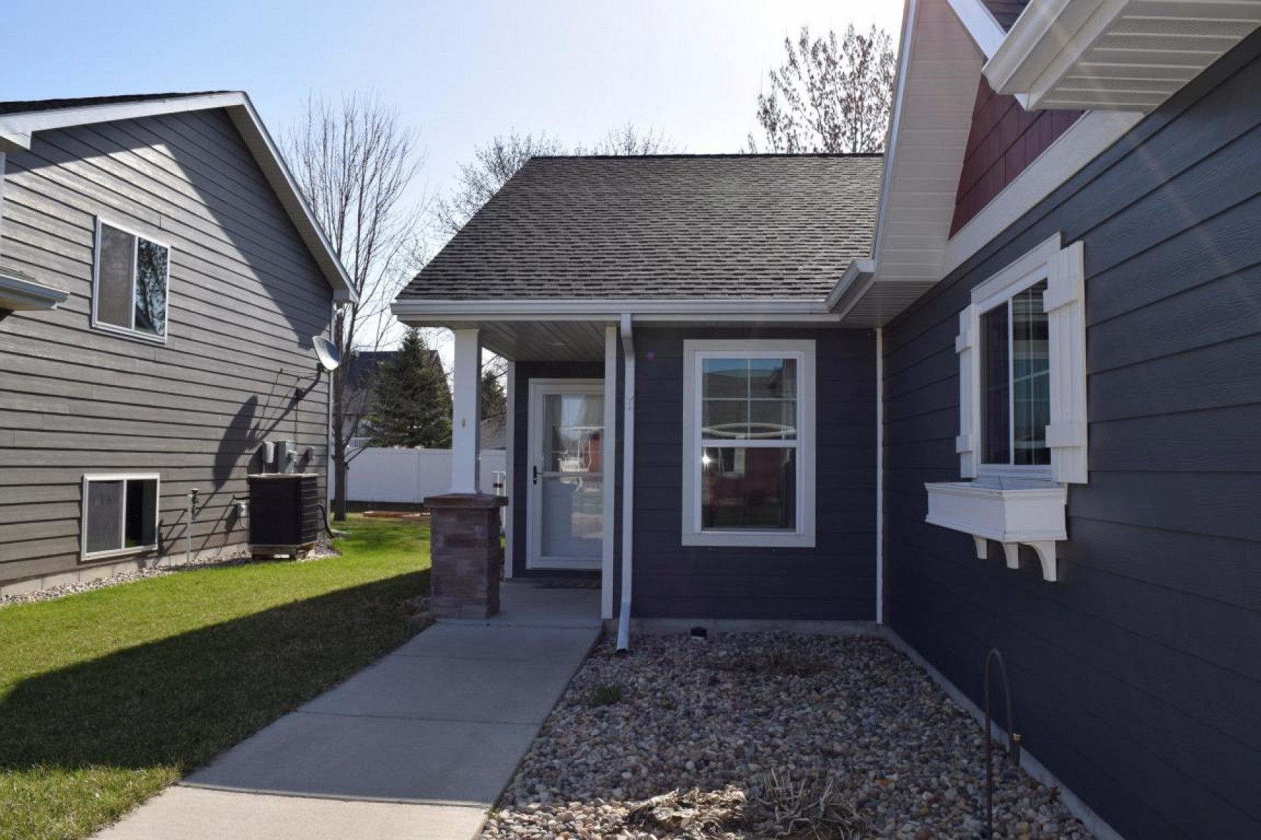 2027 Cumberland Court, Brookings, SD 57006