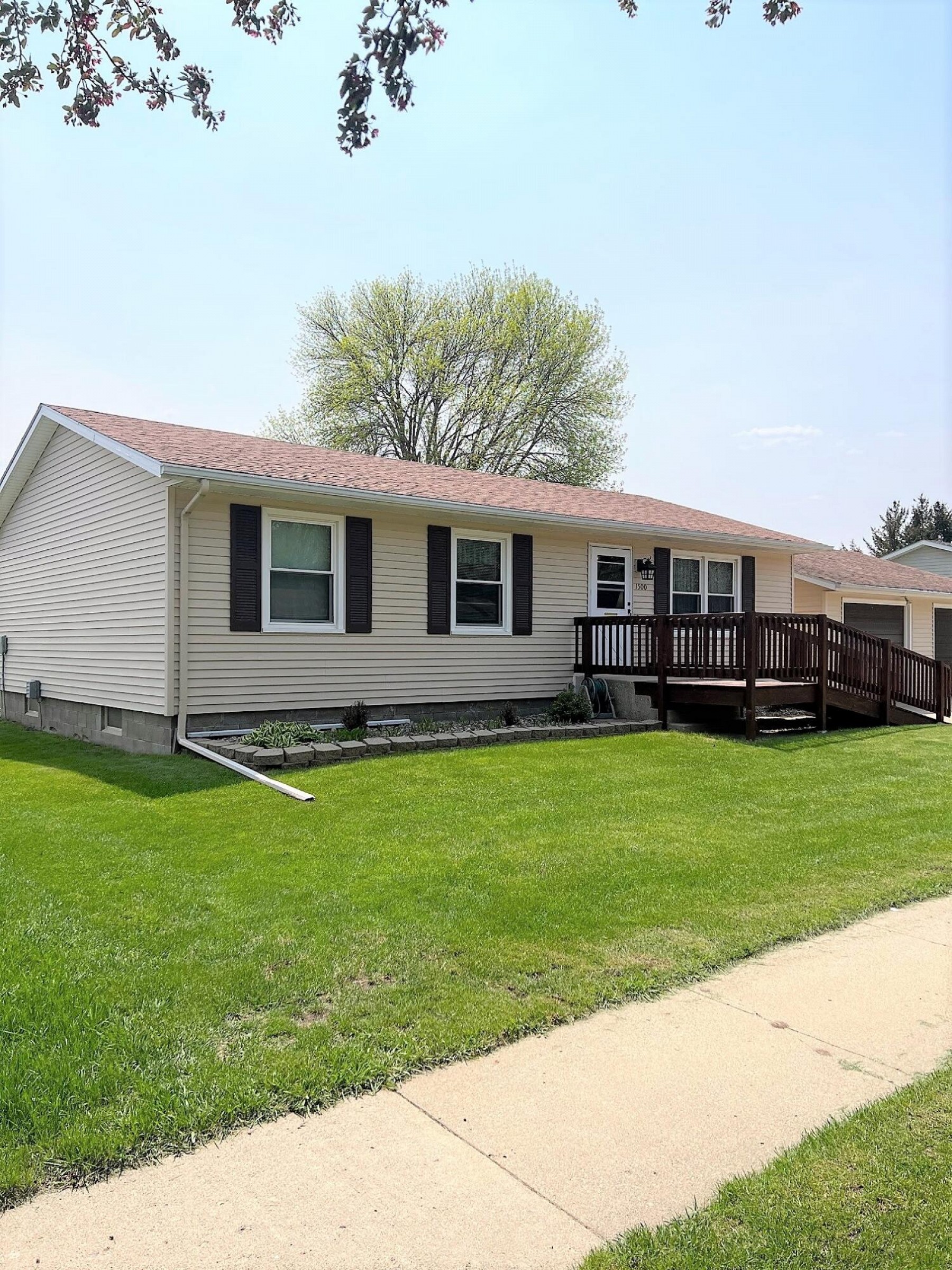 1500 Westminster Drive, Brookings, SD 57006