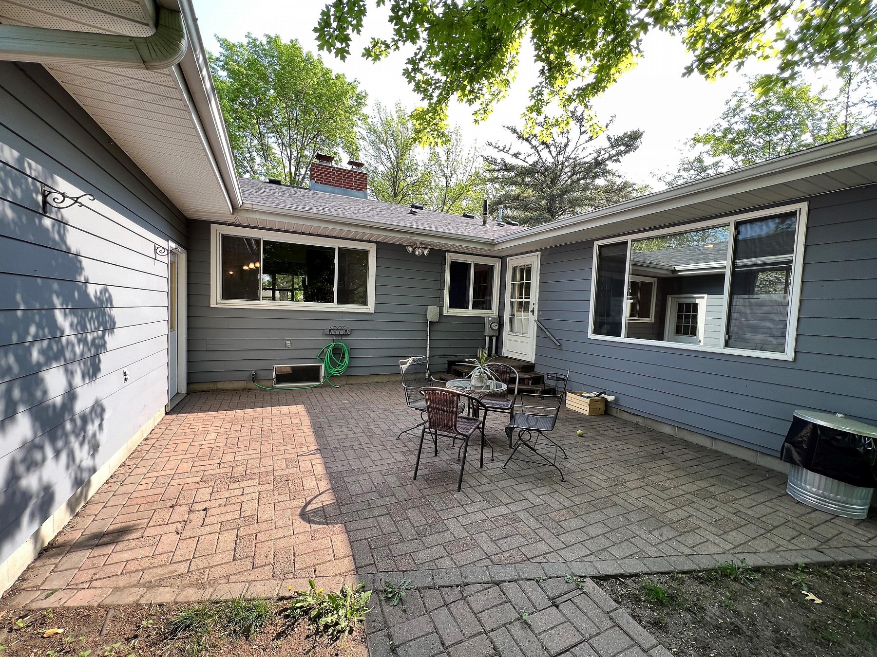 1400 Legeros Drive, Brookings, SD 57006