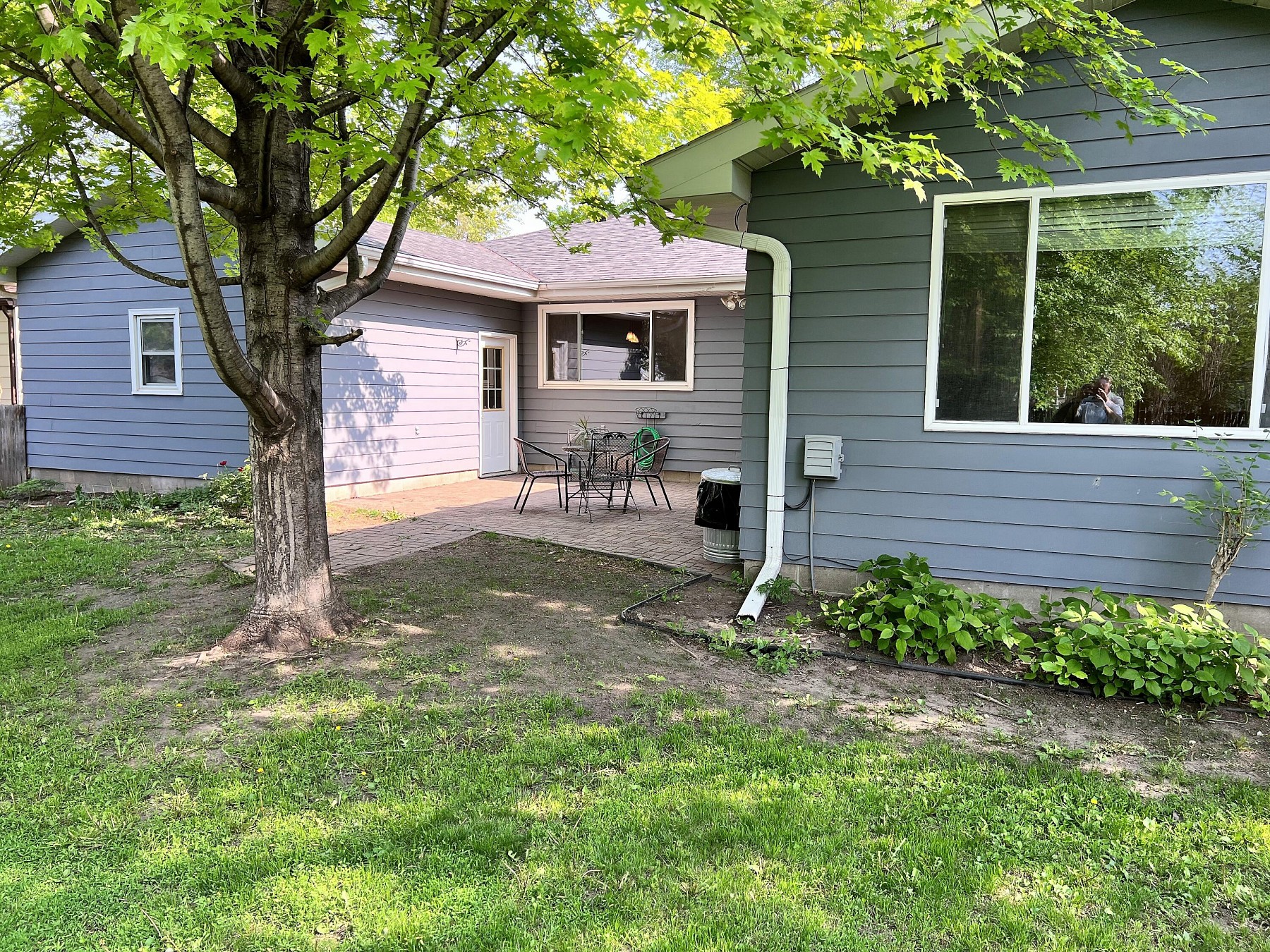 1400 Legeros Drive, Brookings, SD 57006
