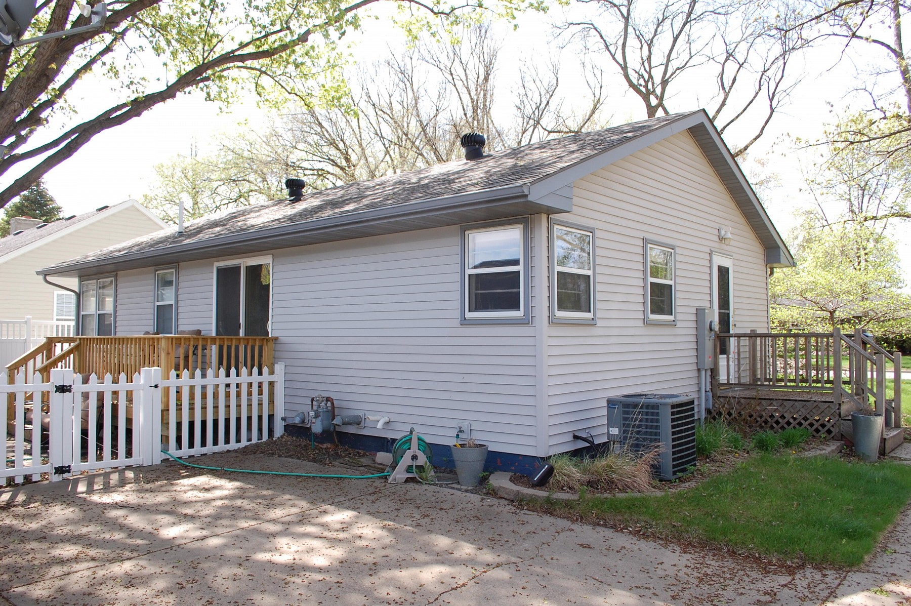 1401 3rd Street, Brookings, SD 57006