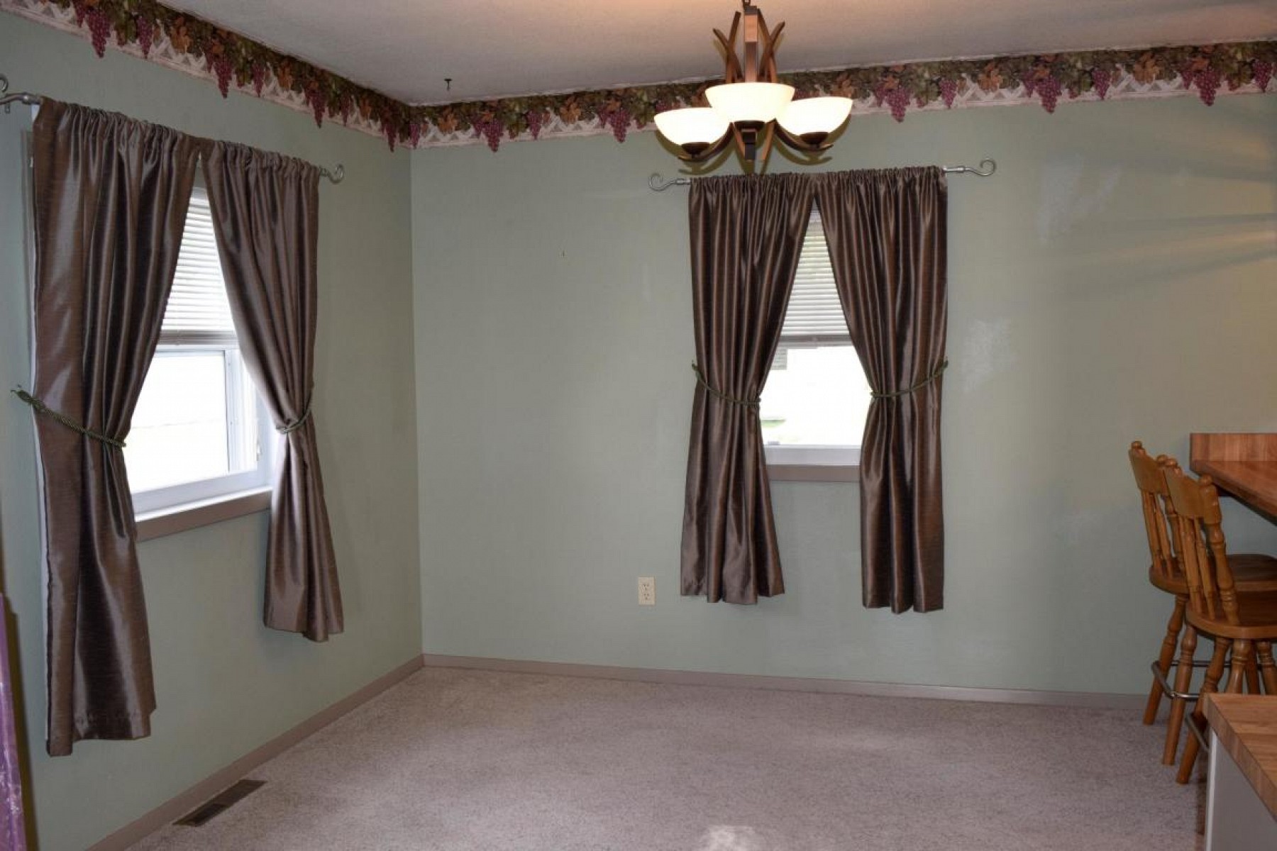 318 5th Avenue S, Brookings, SD 57006