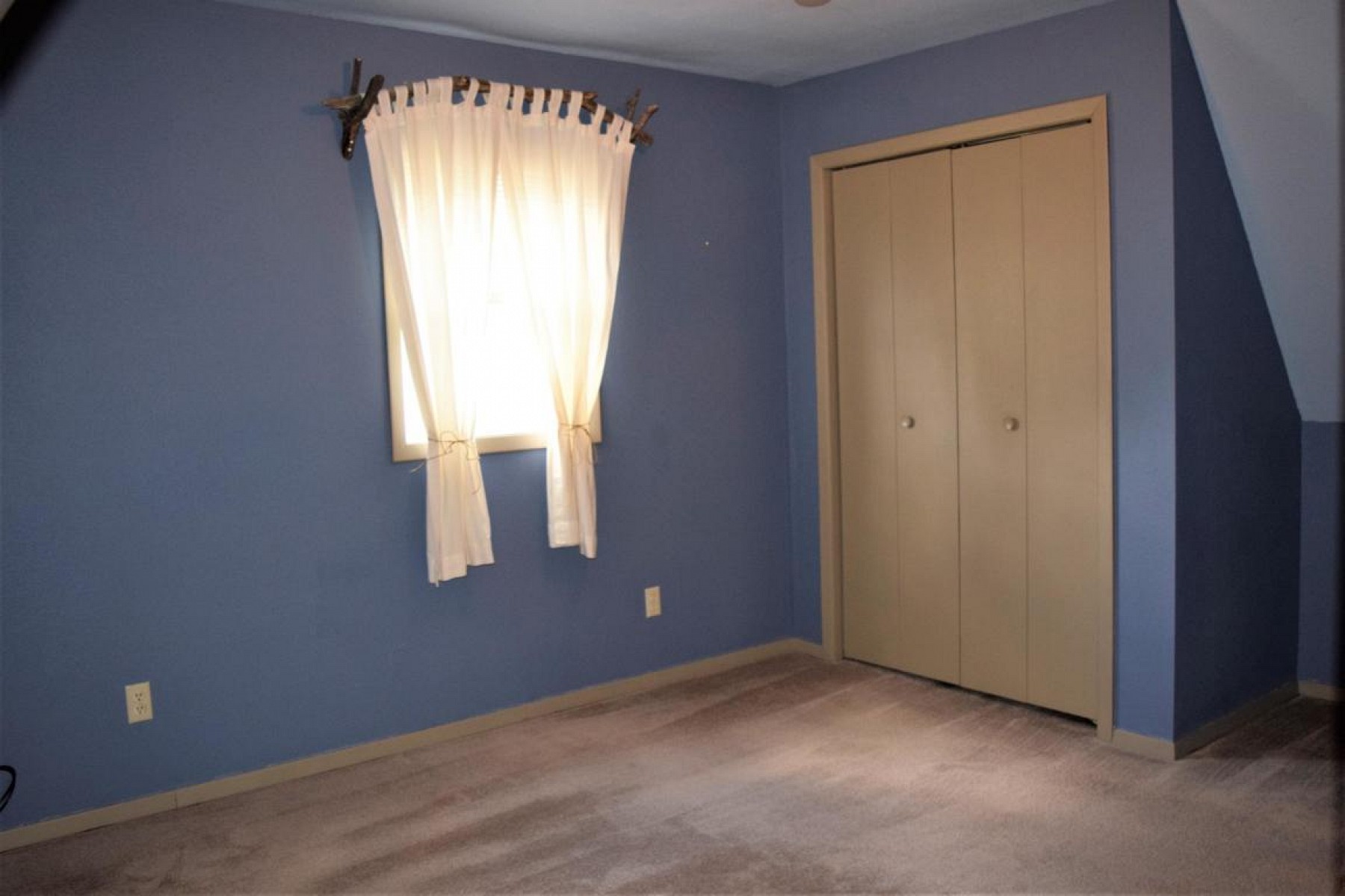 318 5th Avenue S, Brookings, SD 57006