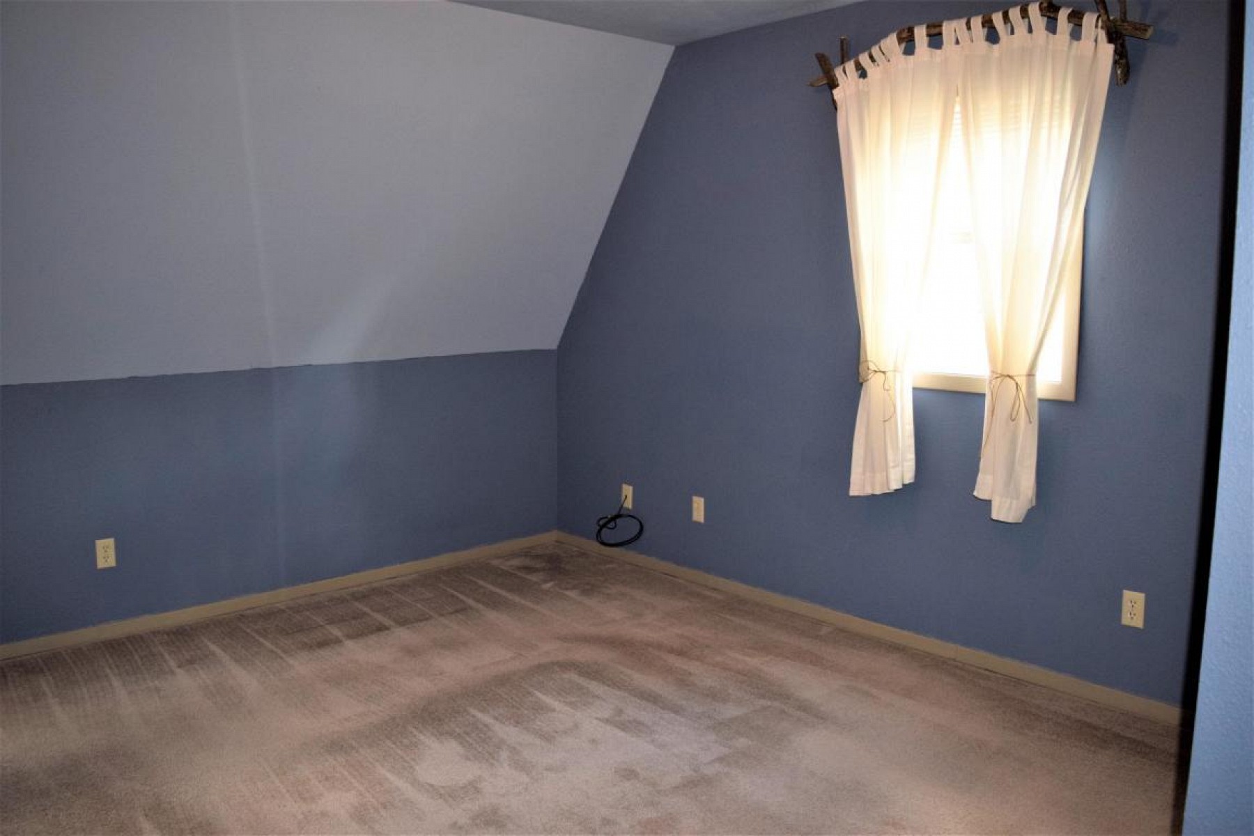 318 5th Avenue S, Brookings, SD 57006