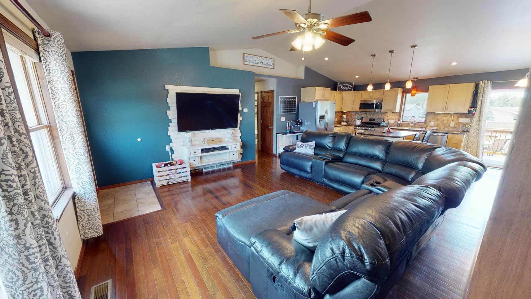 508 5th Street, White, SD 57276