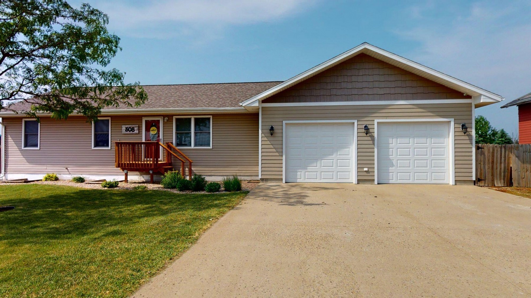 508 5th Street, White, SD 57276